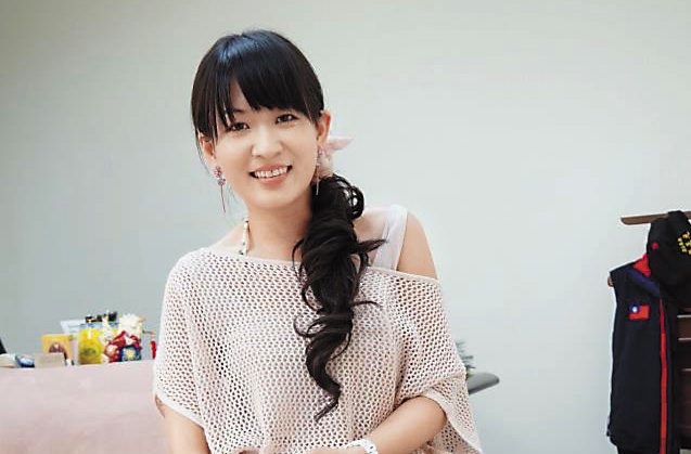 洪菱霙（圖）去年5月嫁給蔡正元，今年11月將產女，本月17日也成為檢方約談對象。（翻攝臉書）