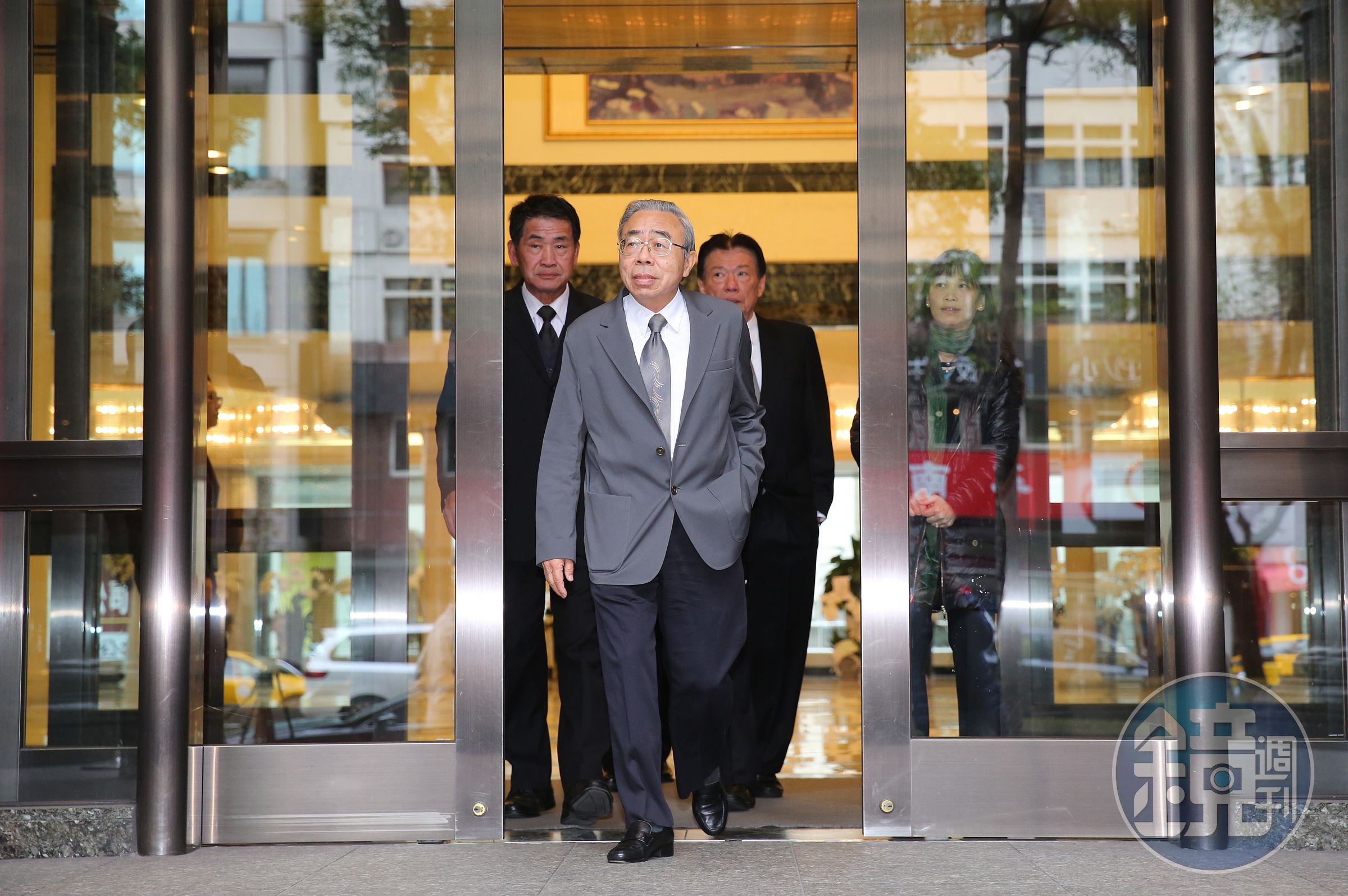 媒體報導，王文淵逼迫王永慶三房交出長庚董座，王文淵向本刊駁斥絕非事實。