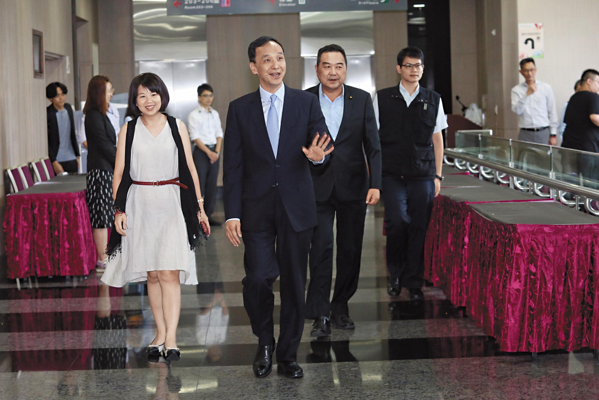 新北市長朱立倫(圖)在台北市長點名人選當中民調最高,可以柯P一較高下,但丁守中認為朱無意參選台北市長。