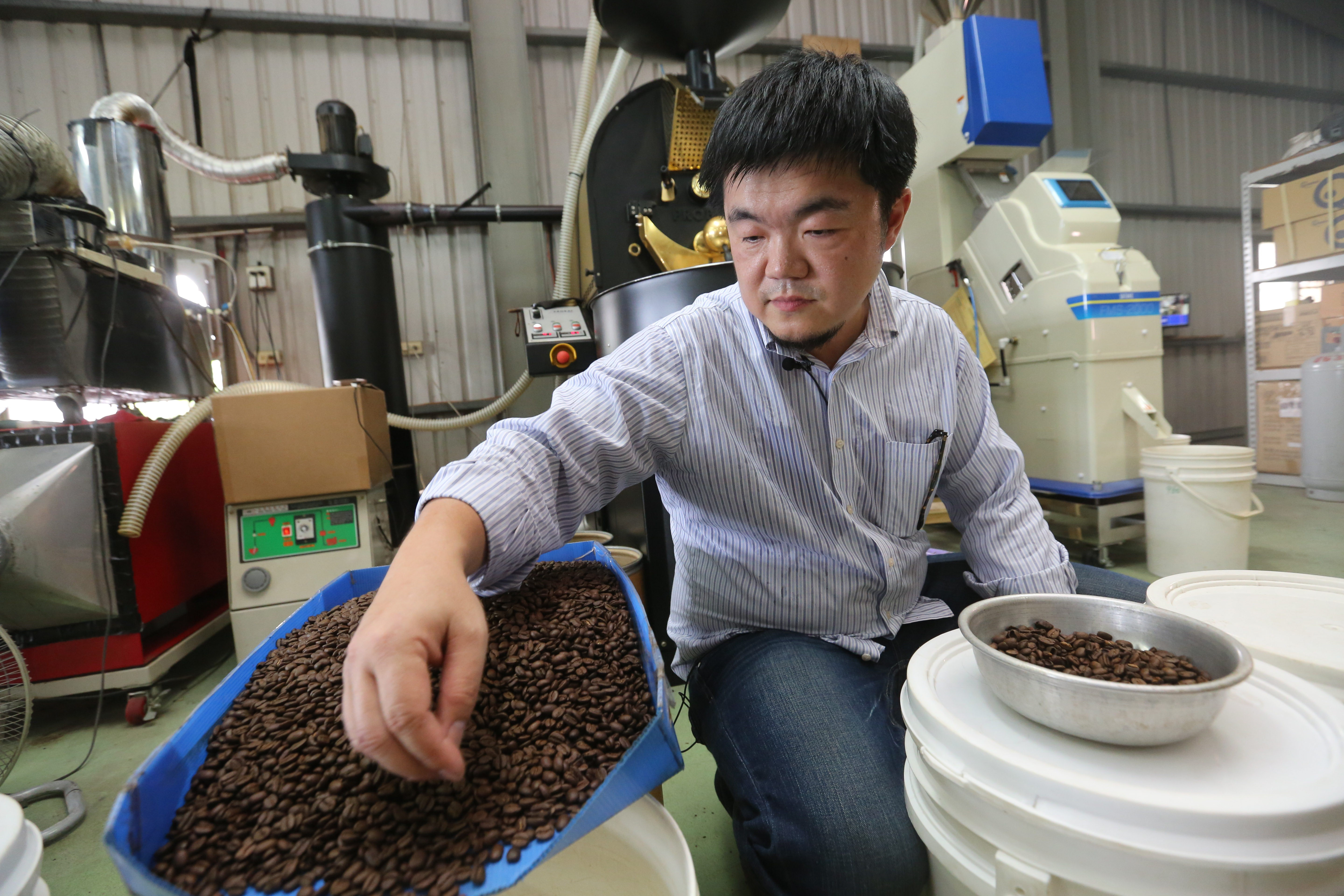 呂炳宏對於妻子充滿感謝，也為妻子承受的壓力感到不捨。