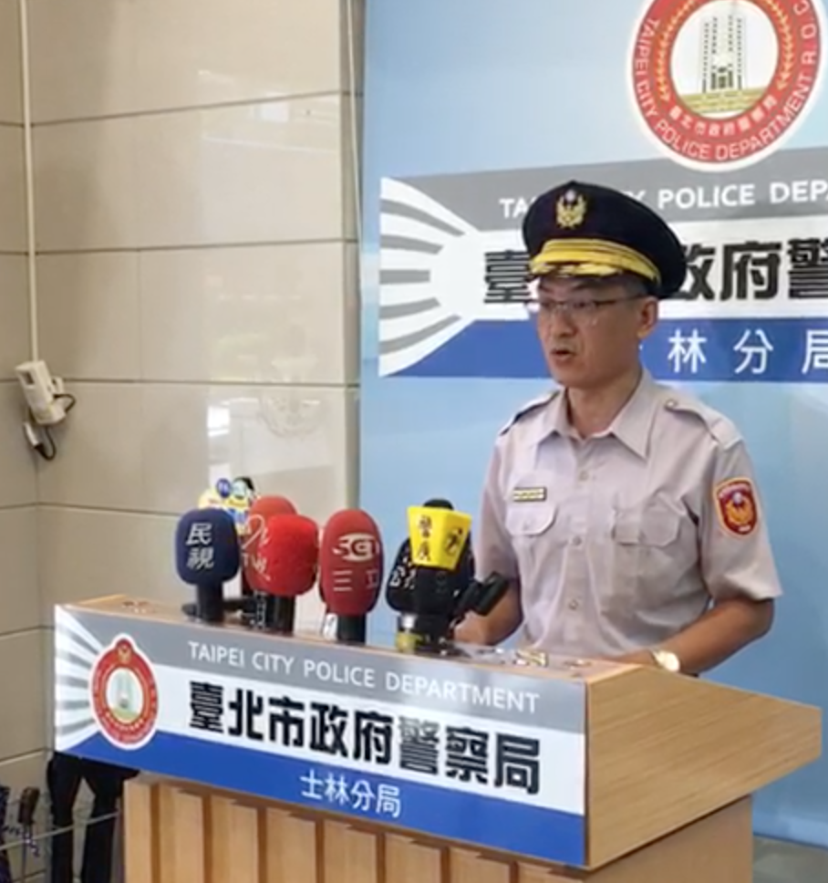 警方指出水泥壓送車違規行駛,將究責。