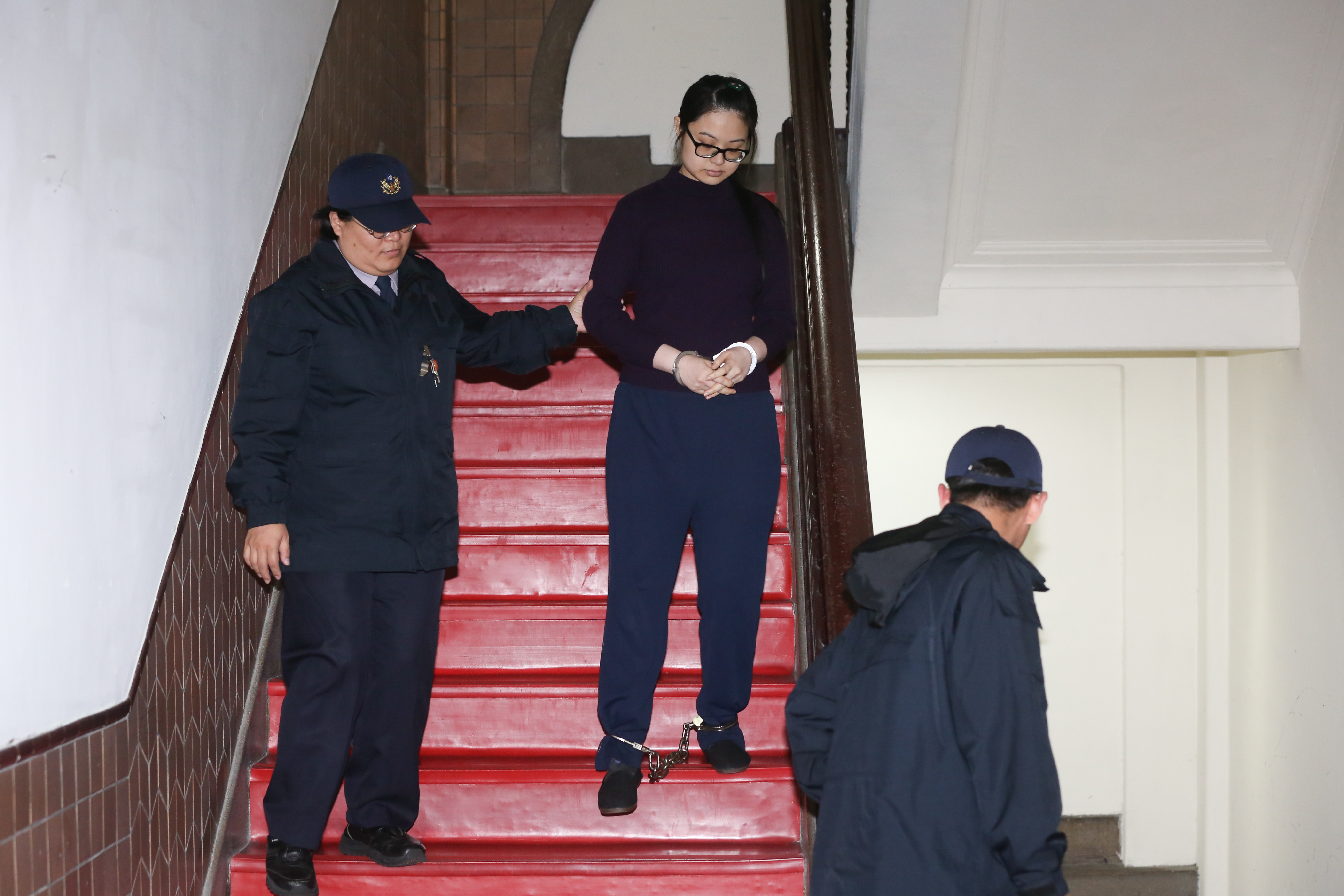 最高法院維持高等法院更二審的見解，認定謝依涵有教化可能，判決謝依涵無期徒刑確定。 