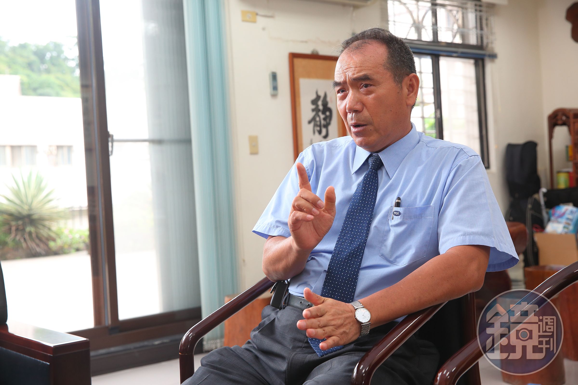 孩子遺傳了洪團樟的能言善道，他自嘲回到家只有乖乖聽訓的份。
