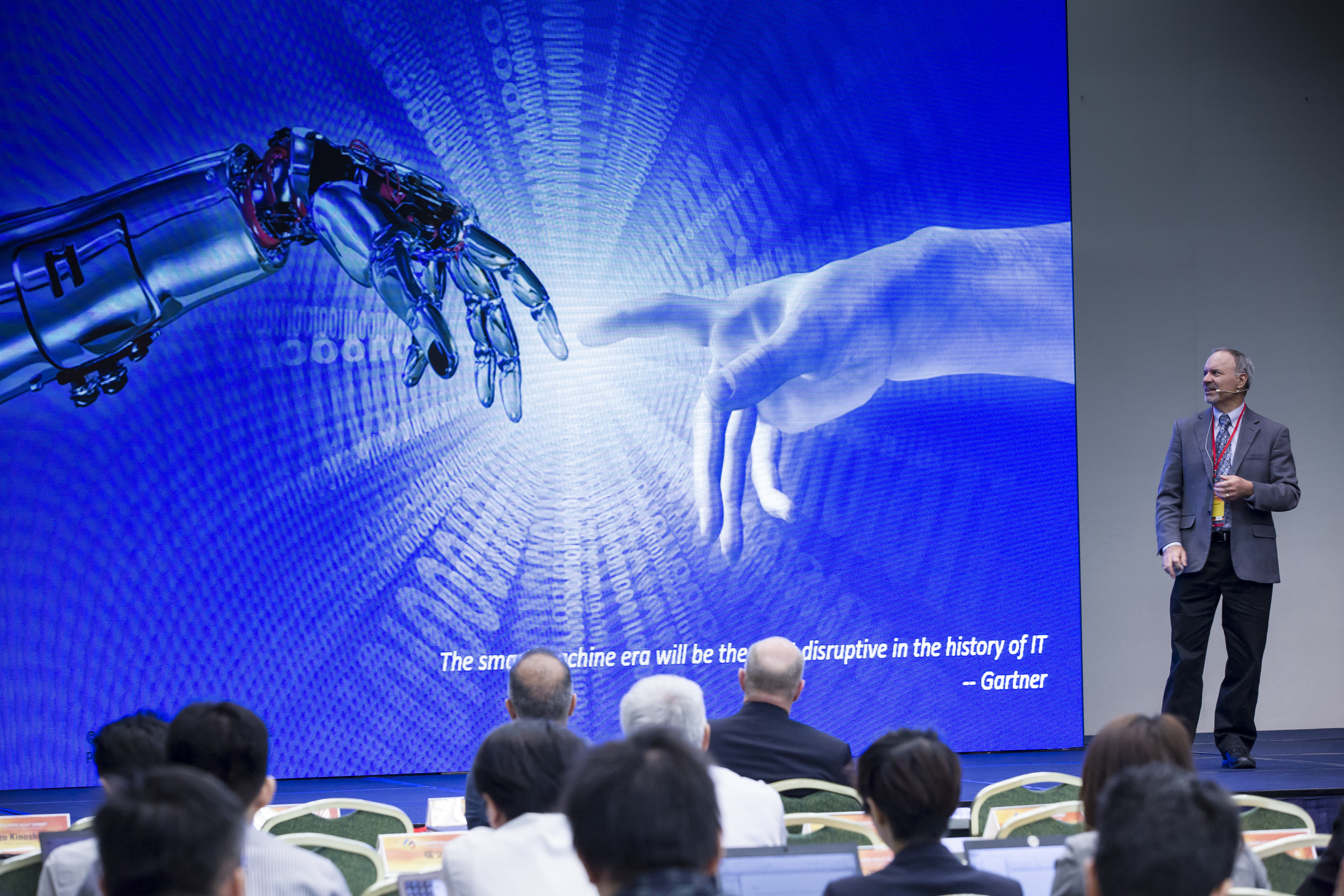 物聯網技術日趨成熟，人工智慧機器人的應用也更加多元。