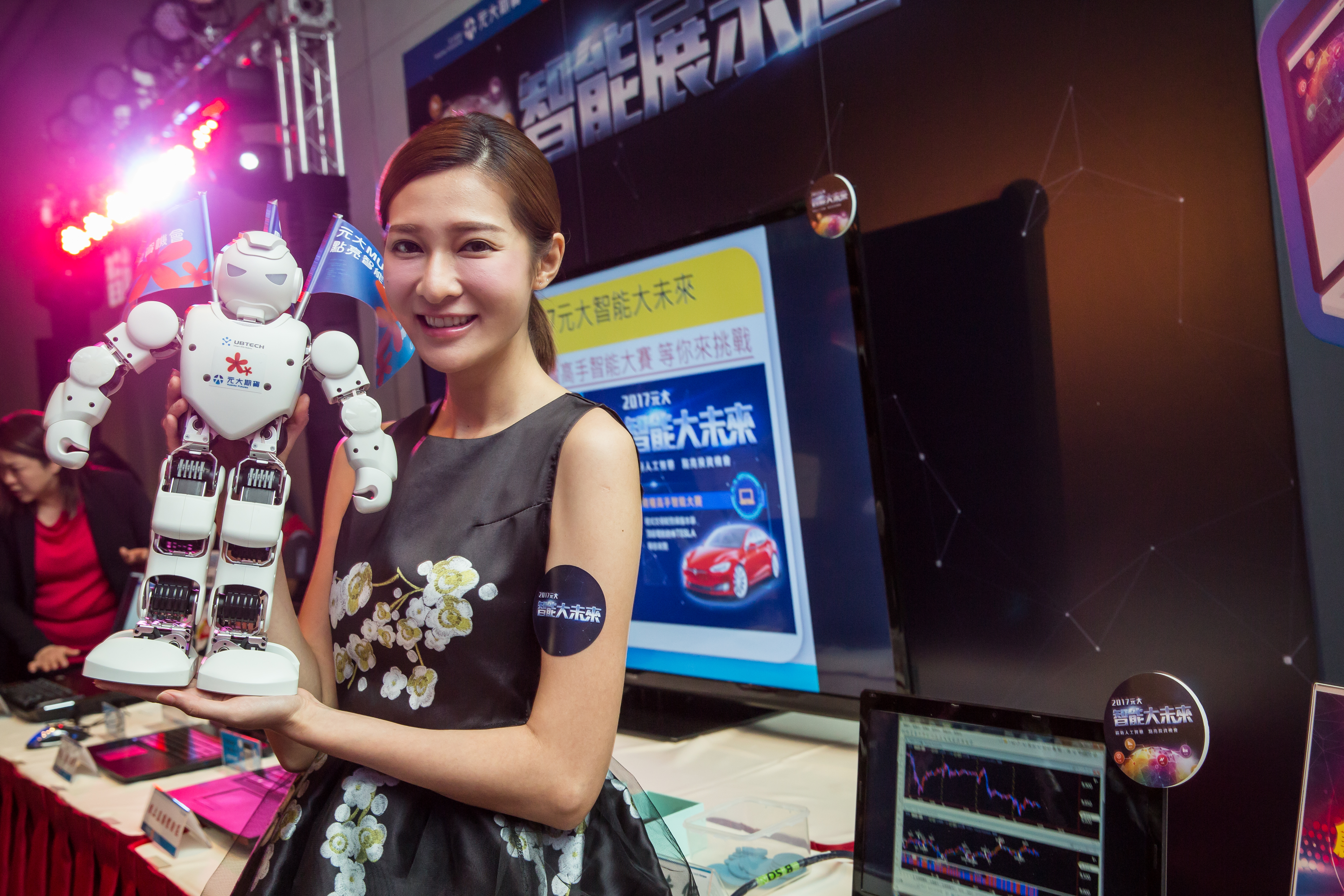 AI涵蓋領域包羅萬象，甚至連個人投資理財，都可由機器人協助管理。