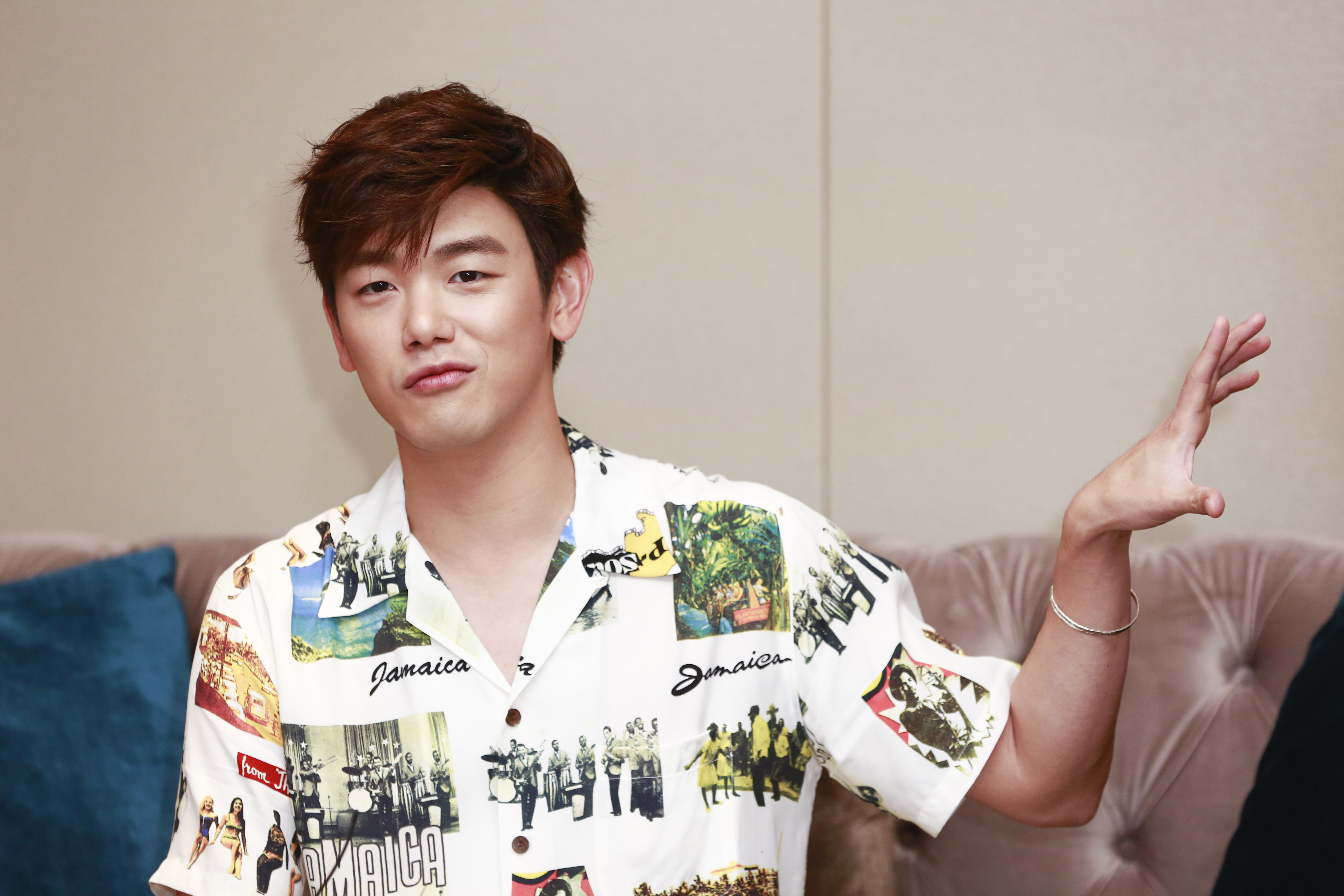 健談的Eric Nam，受訪時表情、手勢多且可愛。