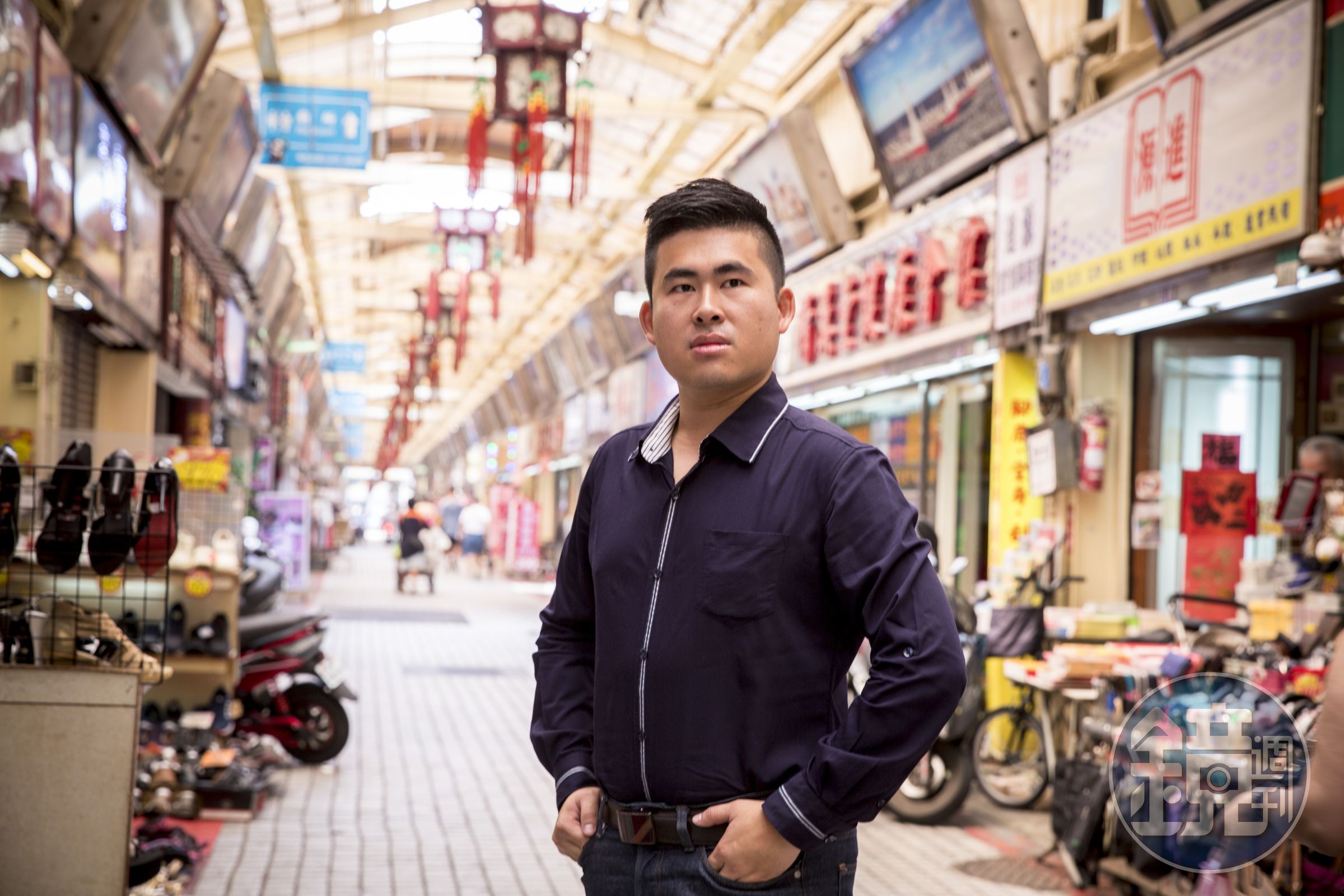 王炳忠氣場很強，任何地方都能拍出具個人風格的照片。