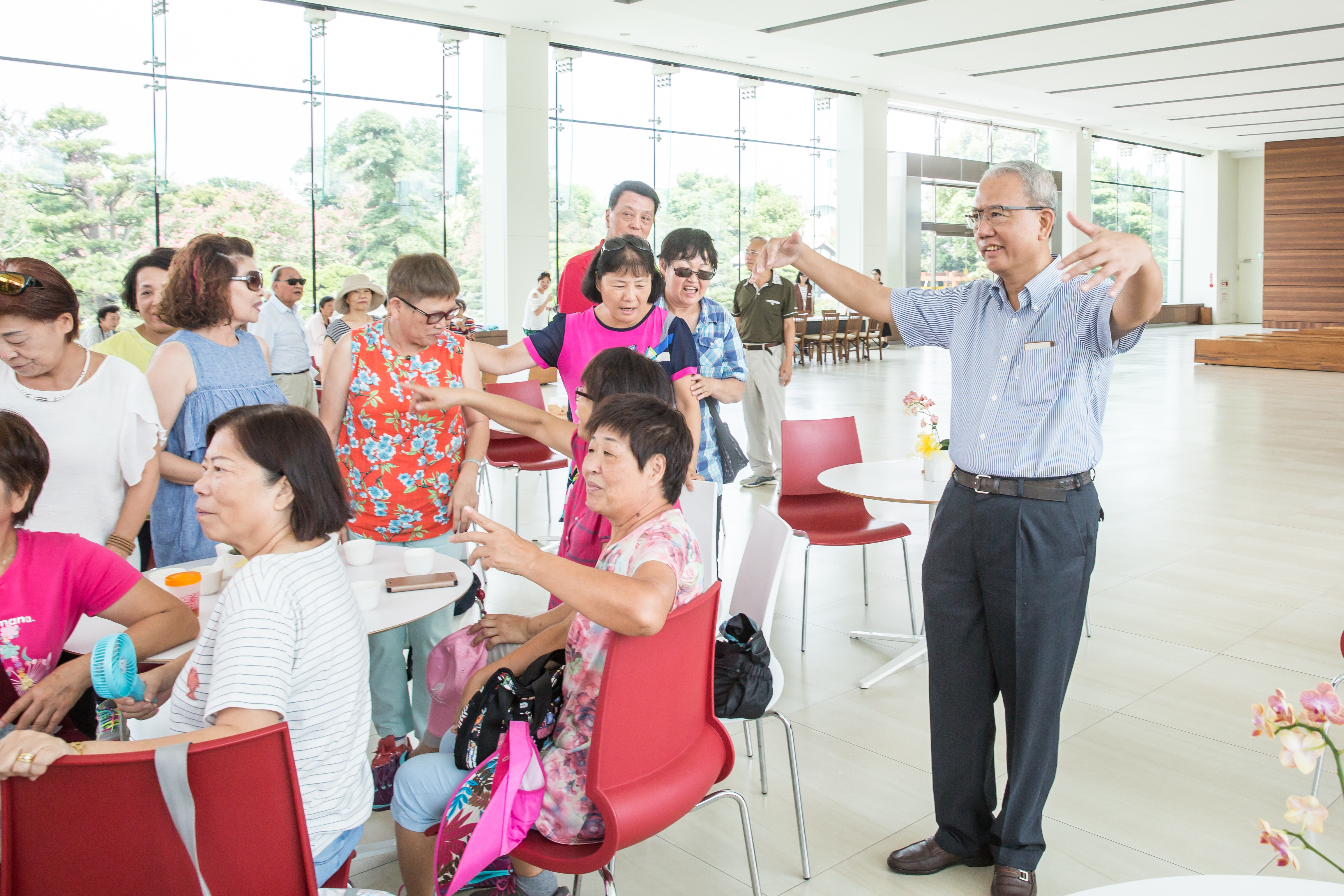 魏應充致力推動鄉鎮發展，希望回饋孕育他的土地。