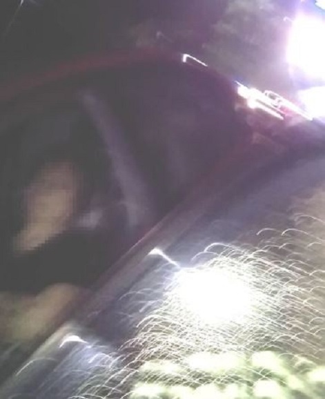 徐婦喝了半瓶高梁酒並吞食30顆安眠藥,意識昏迷。