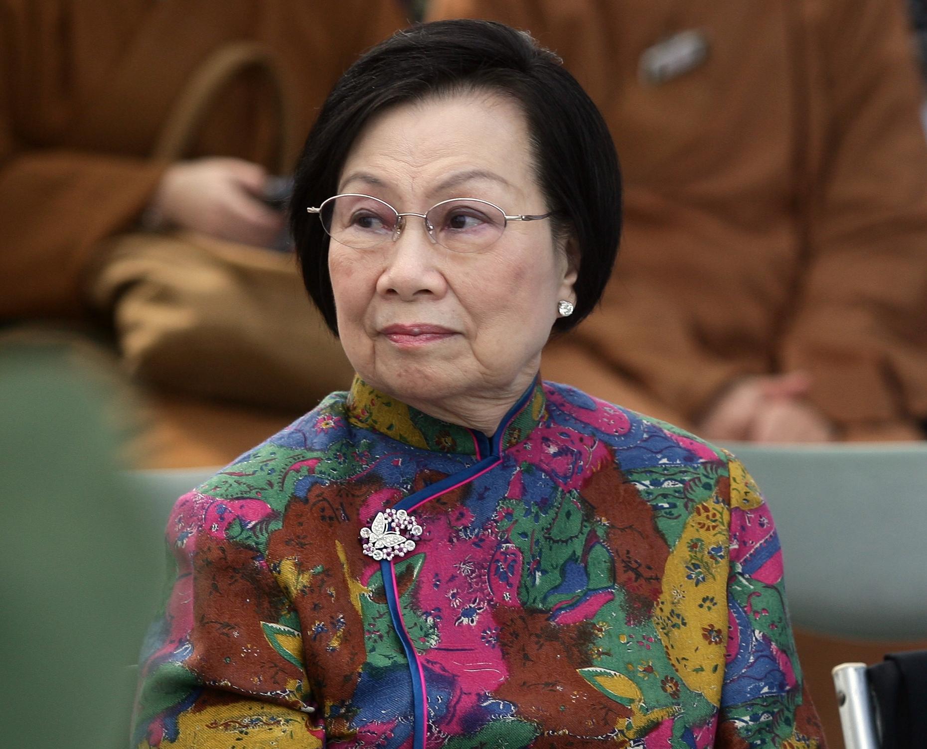 內政部長簽署撤換婦聯會主委辜嚴倬雲與副主委葉金鳳職務的文件，婦聯會得在10日內改選。（今周刊提供）