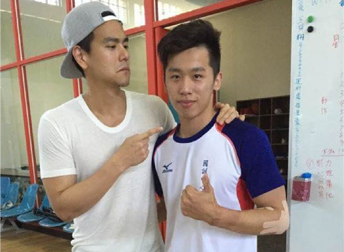 去年，彭于晏曾到國訓中心為李育凱打氣。（翻攝自林育信臉書）