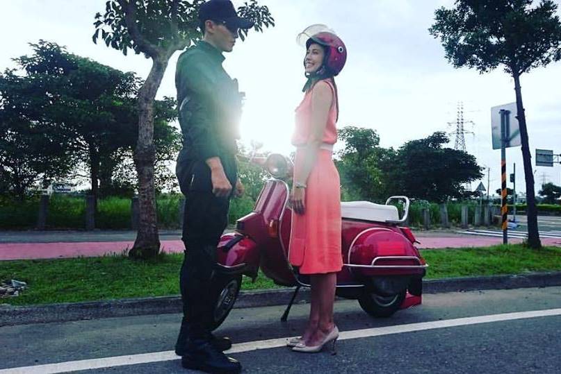 袁艾菲（右）拍攝《最好的選擇》，和劇組頻爆紛爭，心情大受影響，左為男主角陳禕倫。