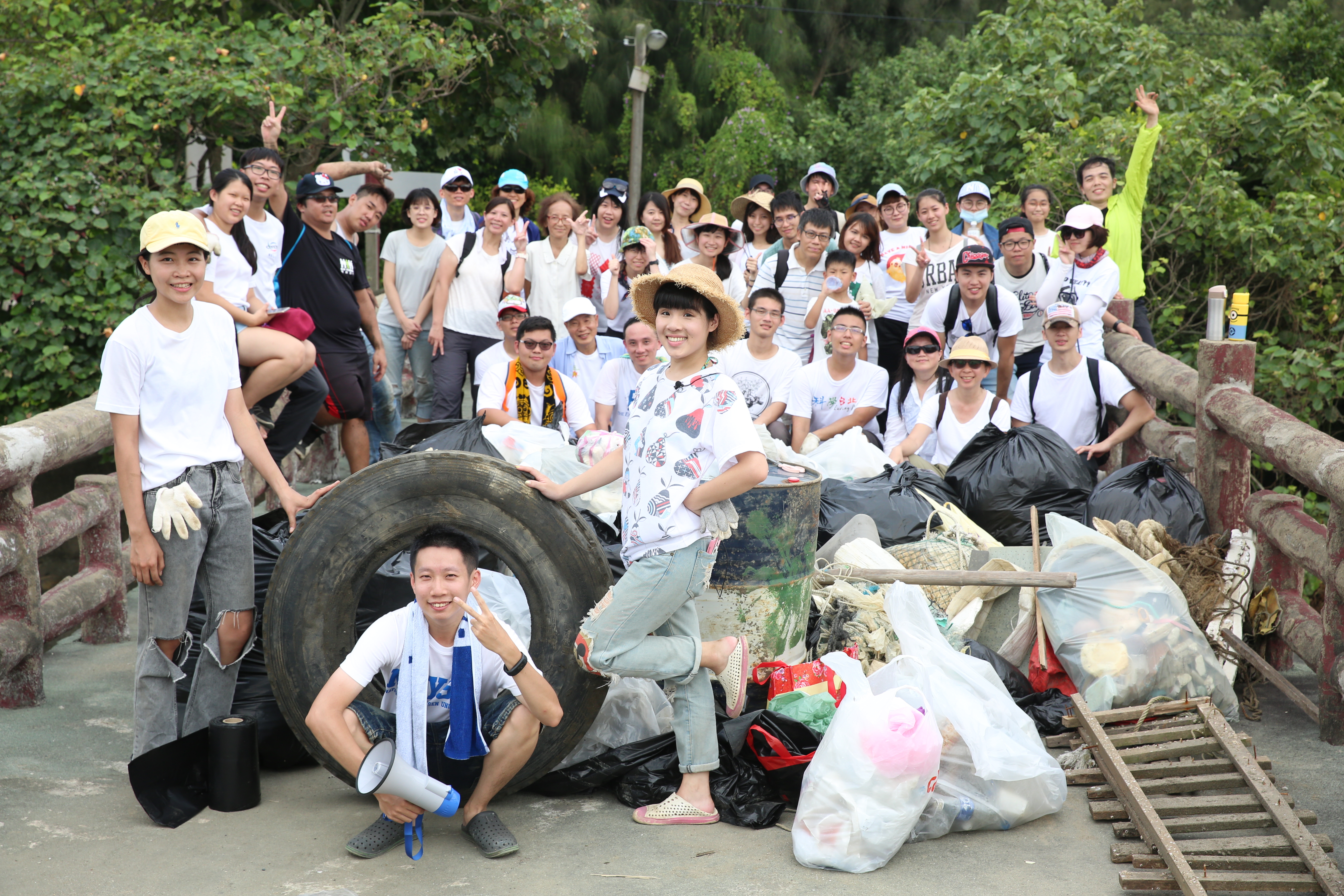 寶島淨鄉團已舉辦32場淨灘活動，上月22日，她們到桃園永安漁港淨灘，成果也相當「豐碩」。