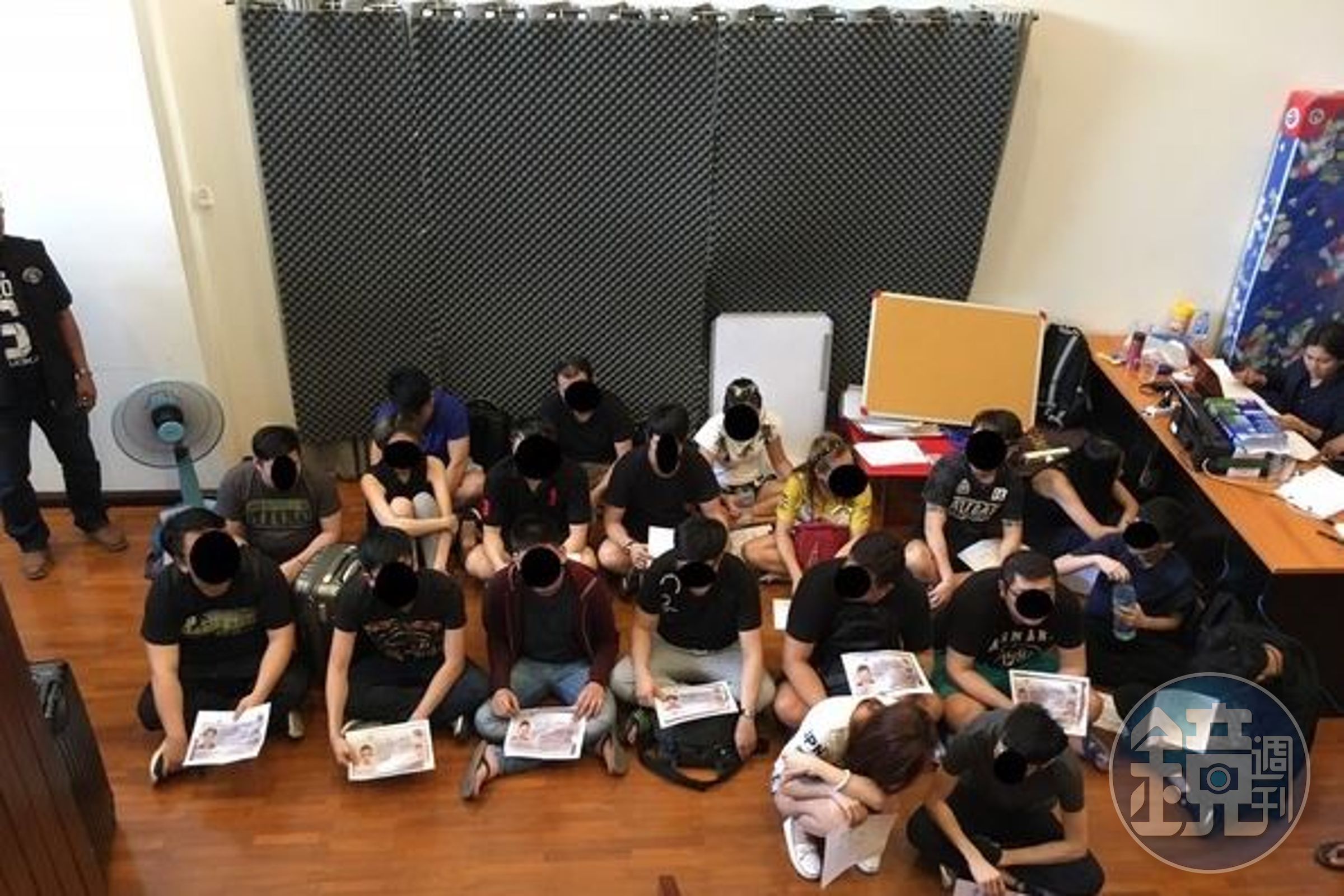 18名自泰國遣返的通緝犯，竟有人身染登革熱。
