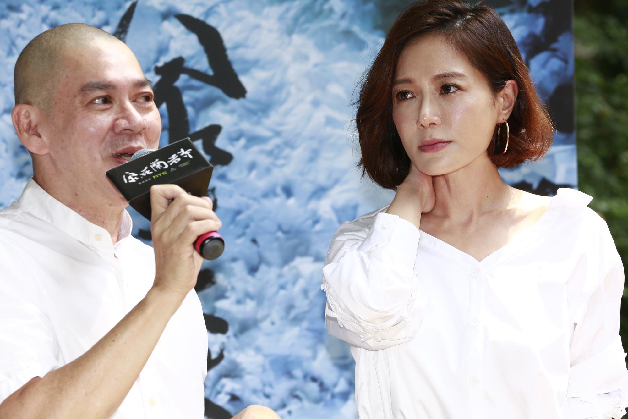 得知入圍威尼斯，導演蔡明亮很開心。右為尹馨。