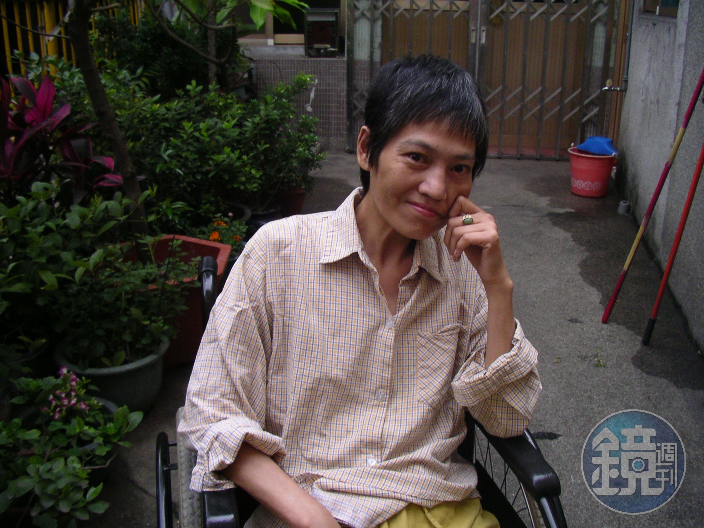  圖三：病後的白蘭身形削瘦，但仍非常關心文萌樓的狀況。(日日春關懷協會提供 )