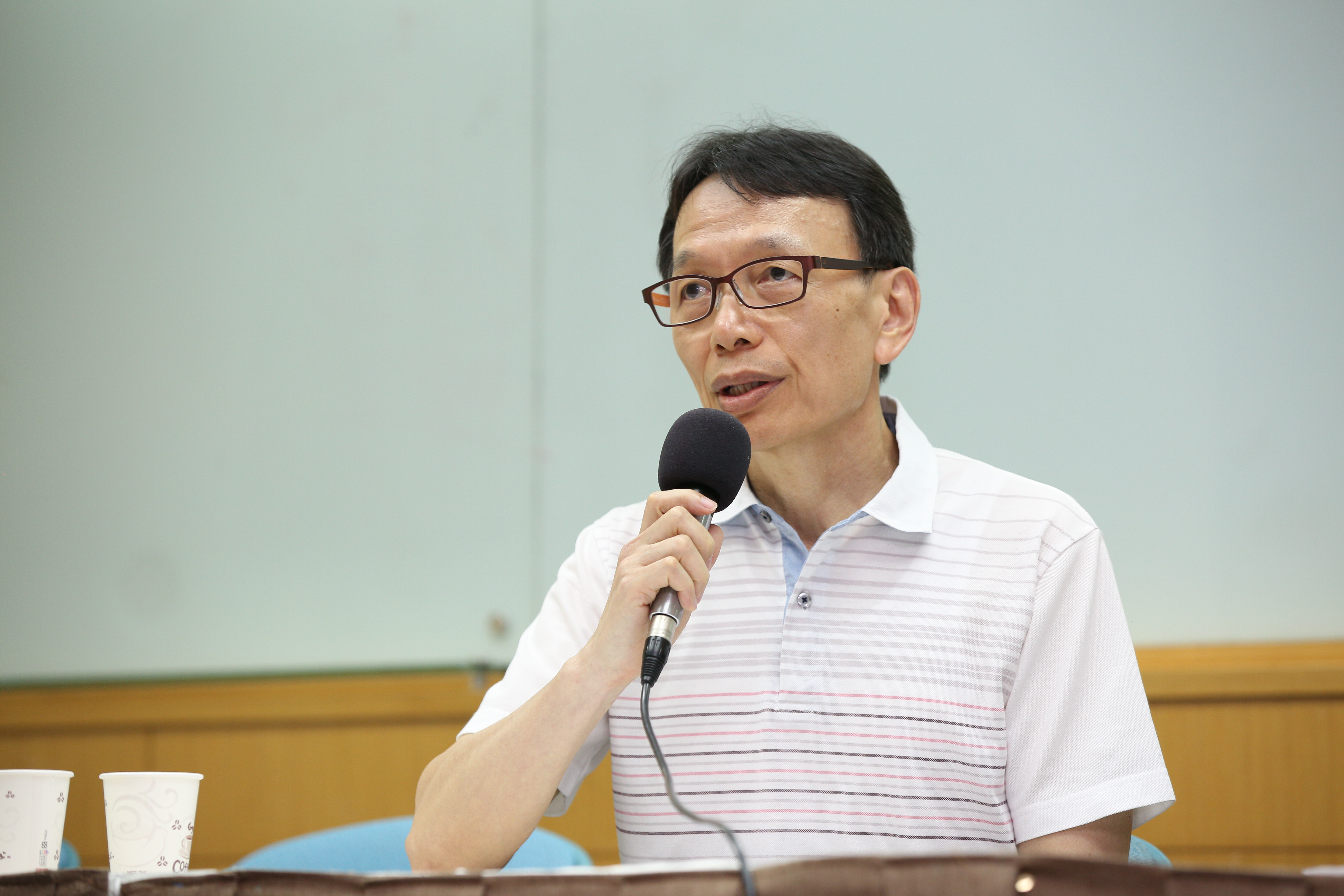 長庚前決策會主委李石增在臉書上放話，今天順利參加長庚董事會。