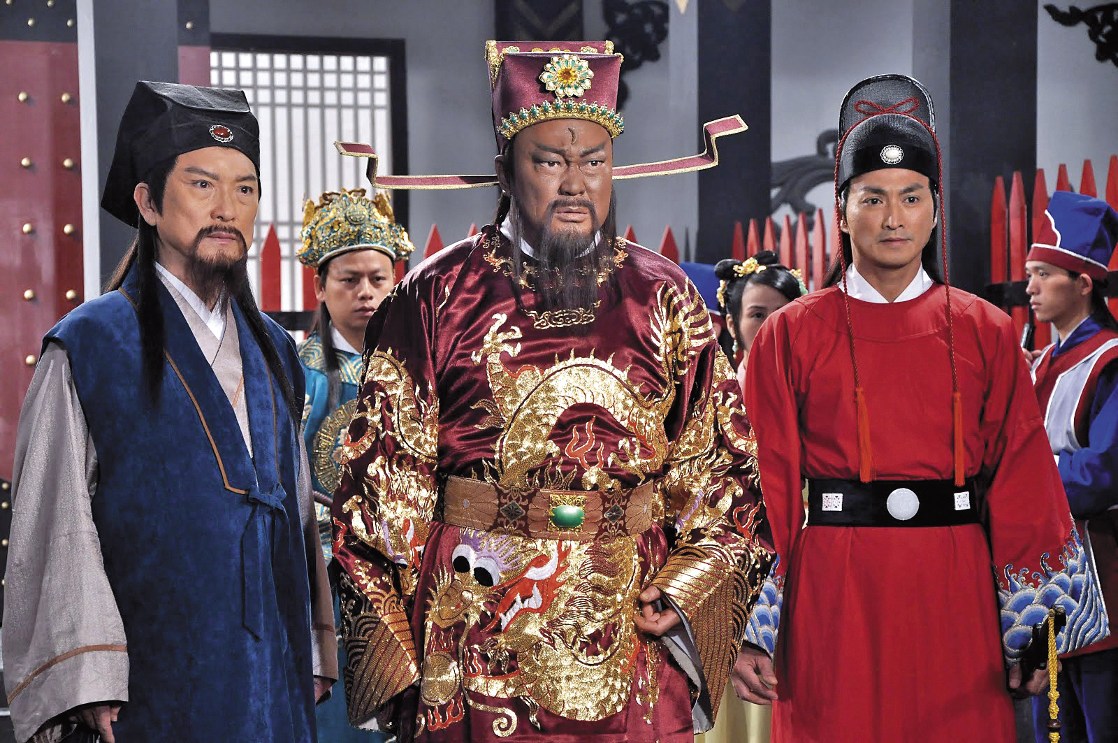 電視劇《包青天》成夯劇，捧紅金超群（中）、何家勁（右）、范鴻軒（左）等人。（翻攝自網路）