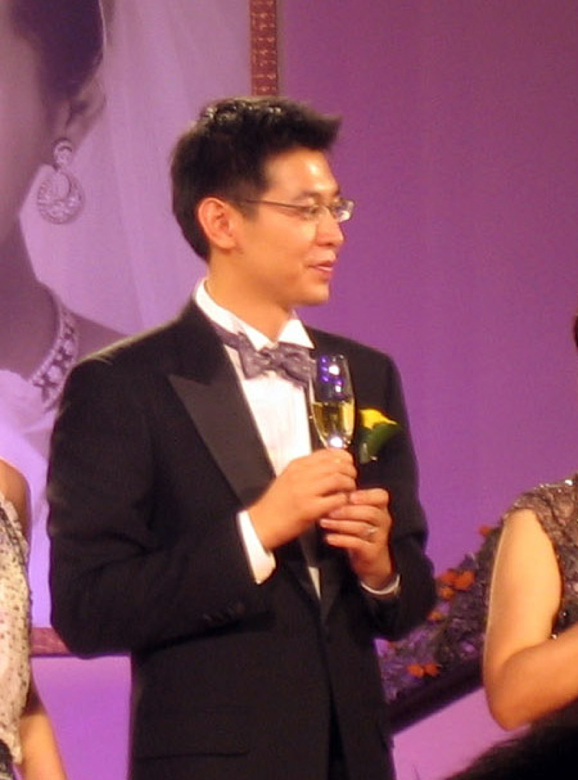 何壽川的女婿李政昊擔任元太總經理，也因元太投資Giant Crystal可轉債案遭檢調搜索。（中央社）