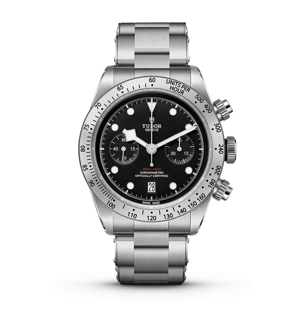 Heritage Black Bay Chrono所搭載的全新MT5813機芯,是與百年靈「共享機芯策略」下所誕生的全新作品。維持帝舵多數採用厚實底蓋的作法,無法直接看見MT5813究竟長什麼樣子。定價約NT$143,000。