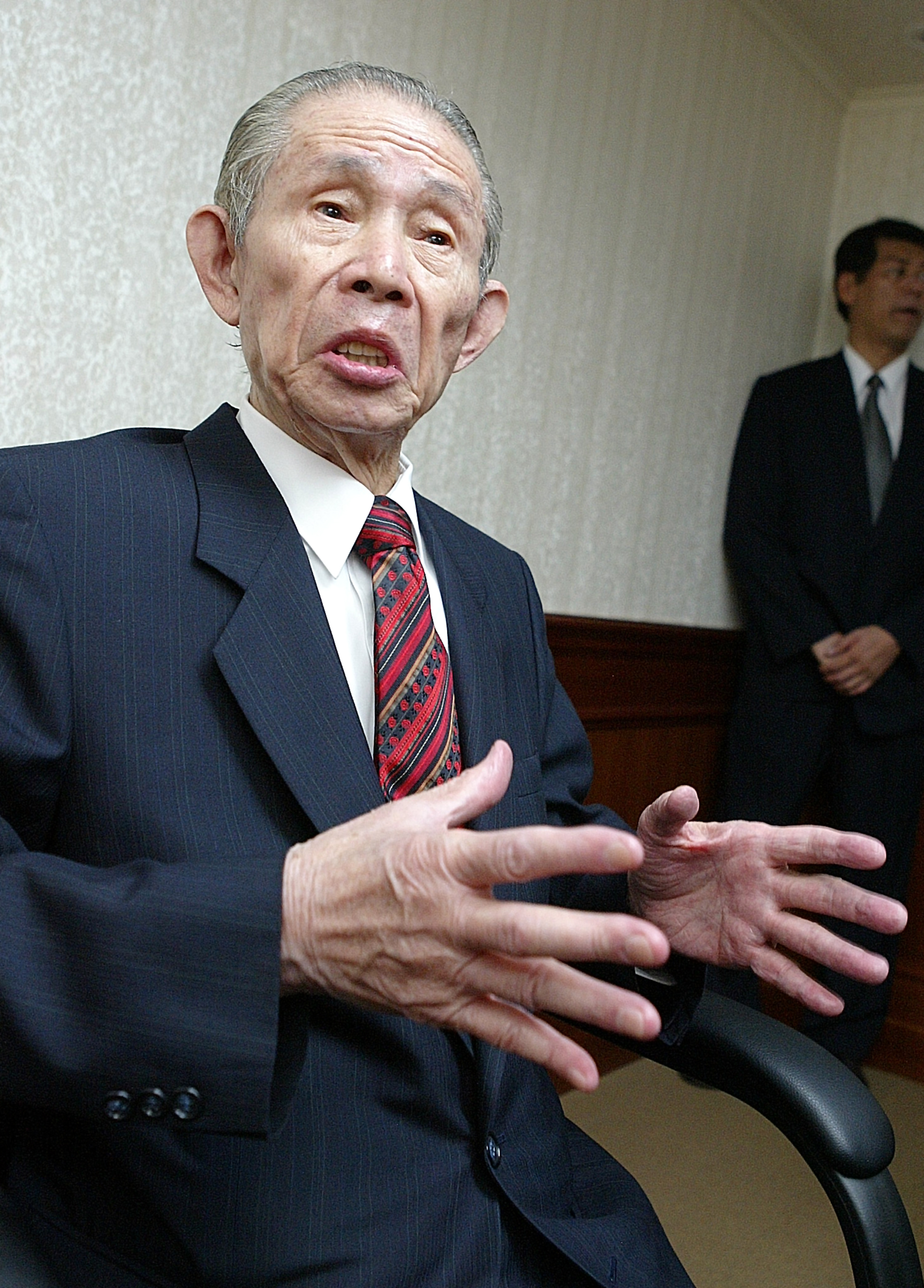 王永慶(圖)曾要求王文洋離開呂安妮,但王文洋不僅拒絕,還回以一句意近「你還不是一樣娶三妻四妾」的話,讓父子徹底鬧翻。