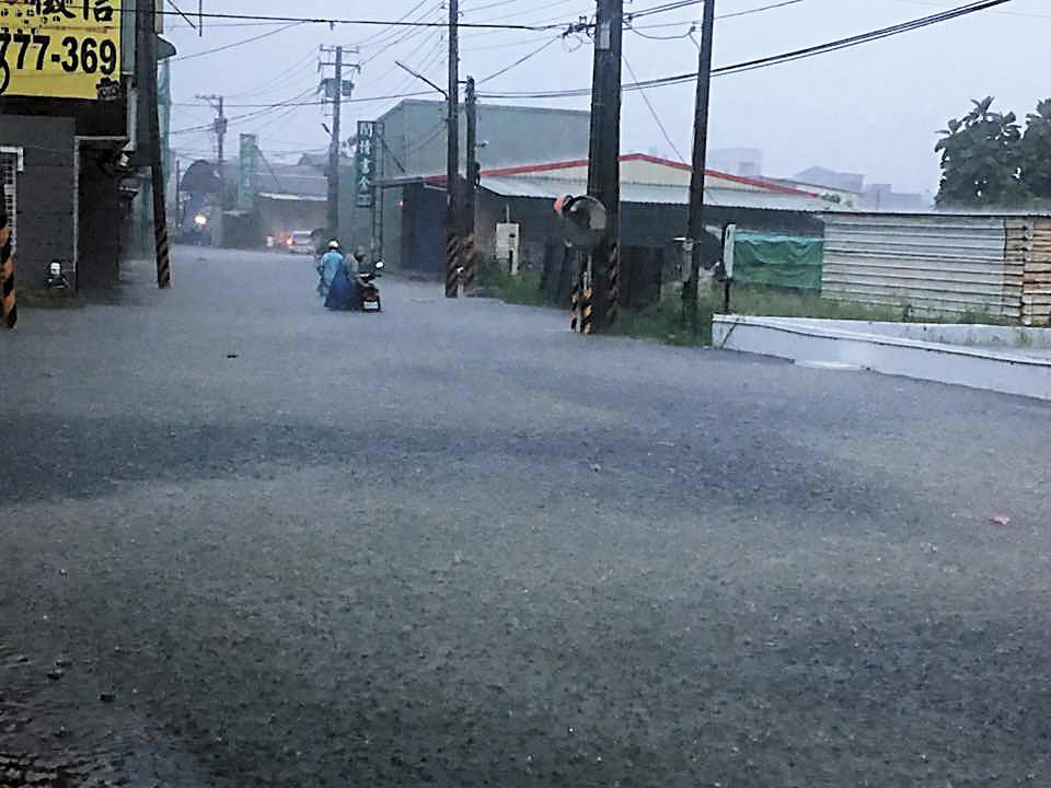 台灣過去發生的重大水災幾乎都跟西南氣流脫不了關係。