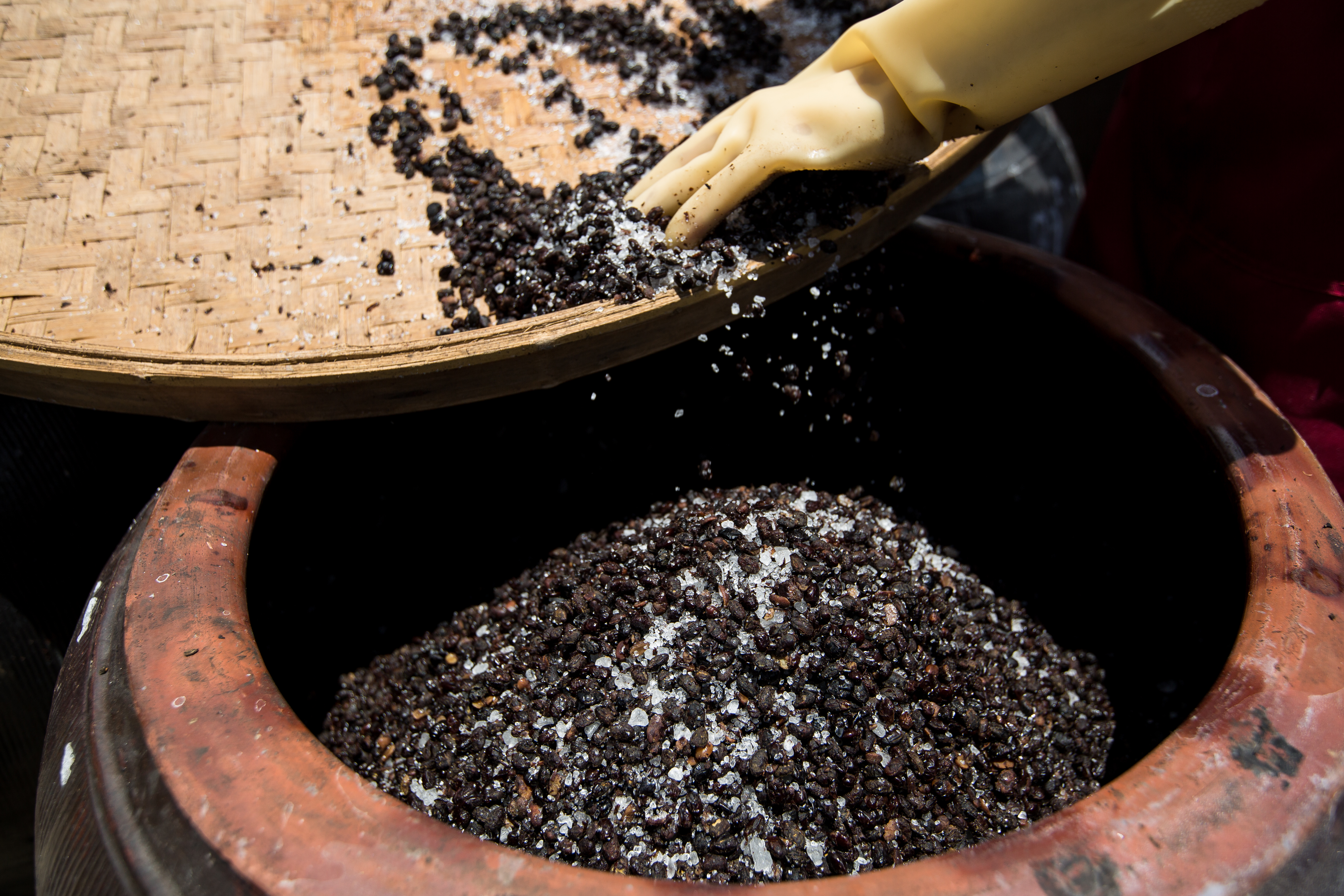 雲林最老字號丸莊醬油帶動西螺成為醬油王國。