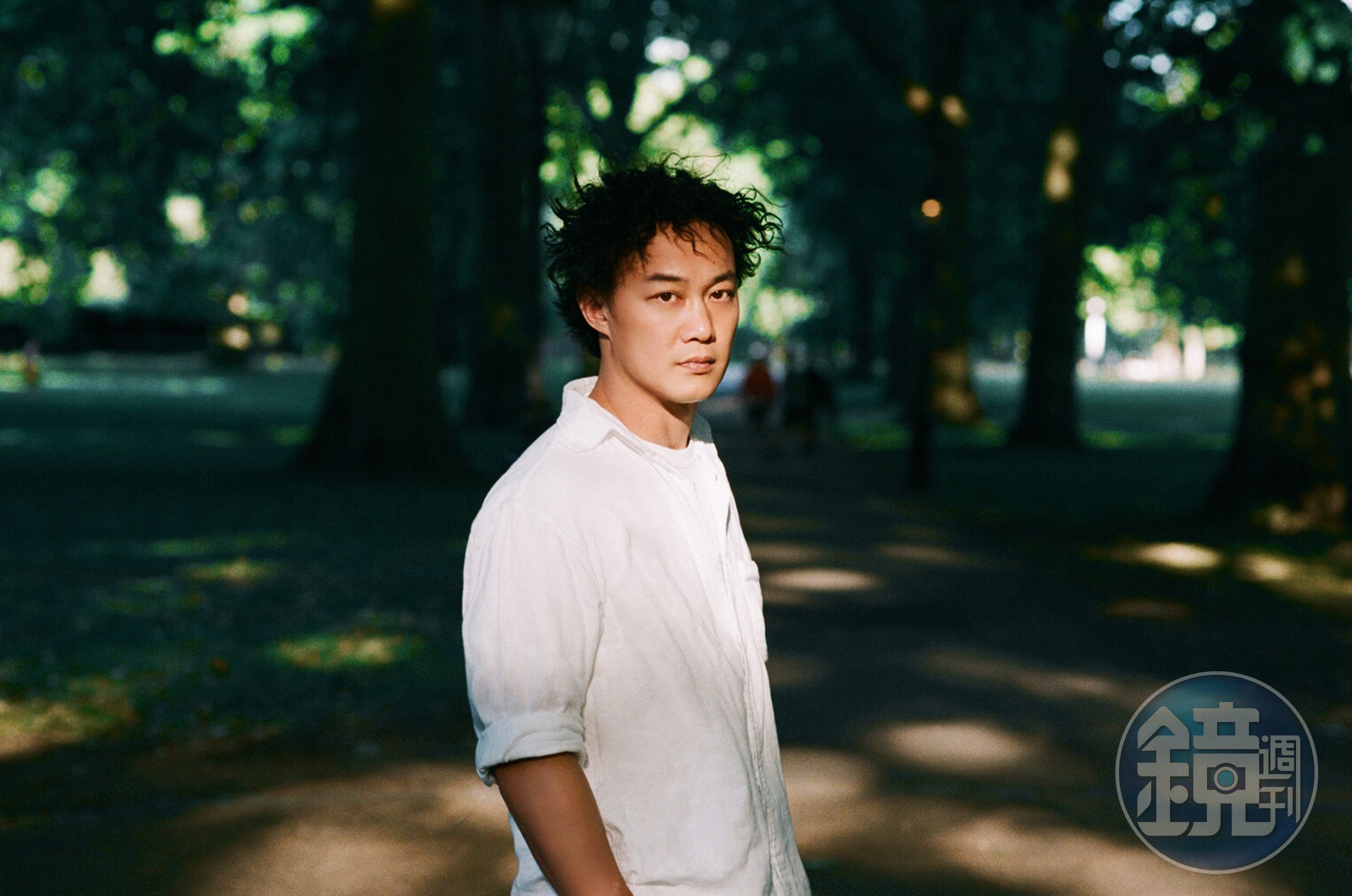 陳奕迅再推兩首新歌，為10月全新國語專輯暖身。