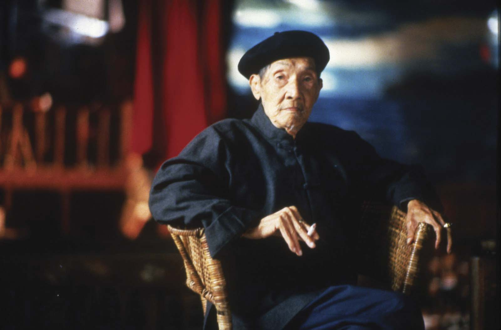 電影《戲夢人生》演繹李天祿精彩傳奇的前半生,本人鏡頭前現身說法。(翻攝自網路)