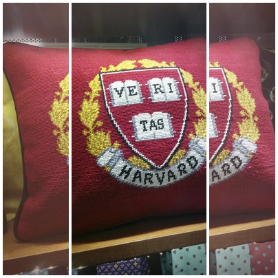 哈佛大學的錄取方式對亞裔是否形成不公，引發輿論熱議。（東方IC）