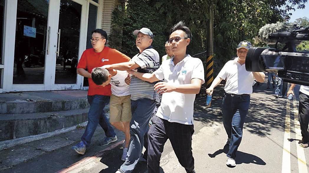 韓籍跨國大盜趙準基,在台灣逃亡數日後,於新店烏來被捕。