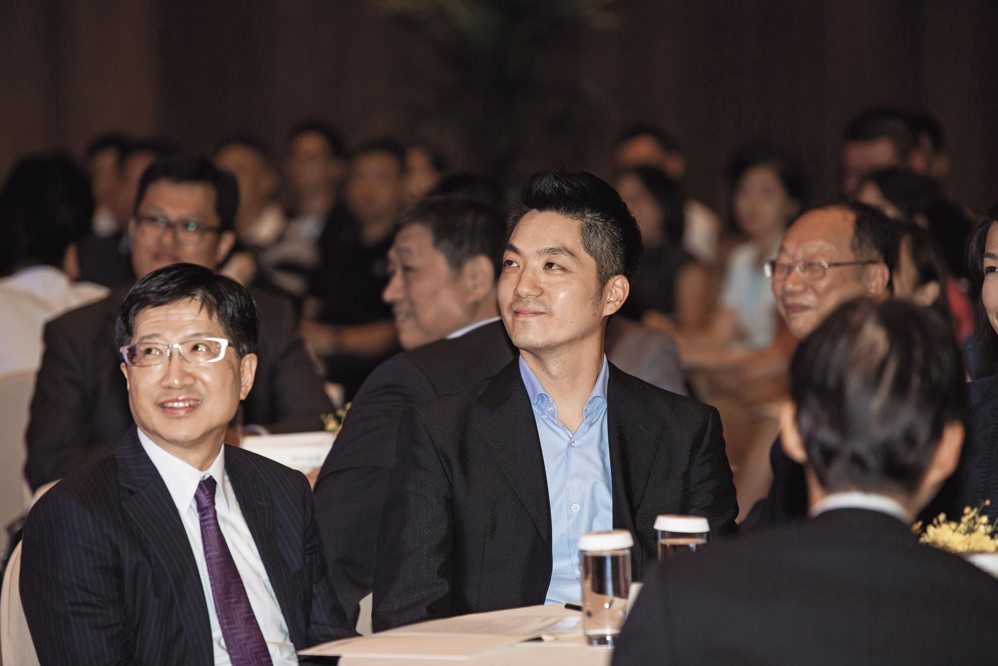 台北市長鎖定立委蔣萬安（圖），希望他以高人氣政治明星挑戰柯文哲。圖為蔣萬安參加PChome活動時照片。