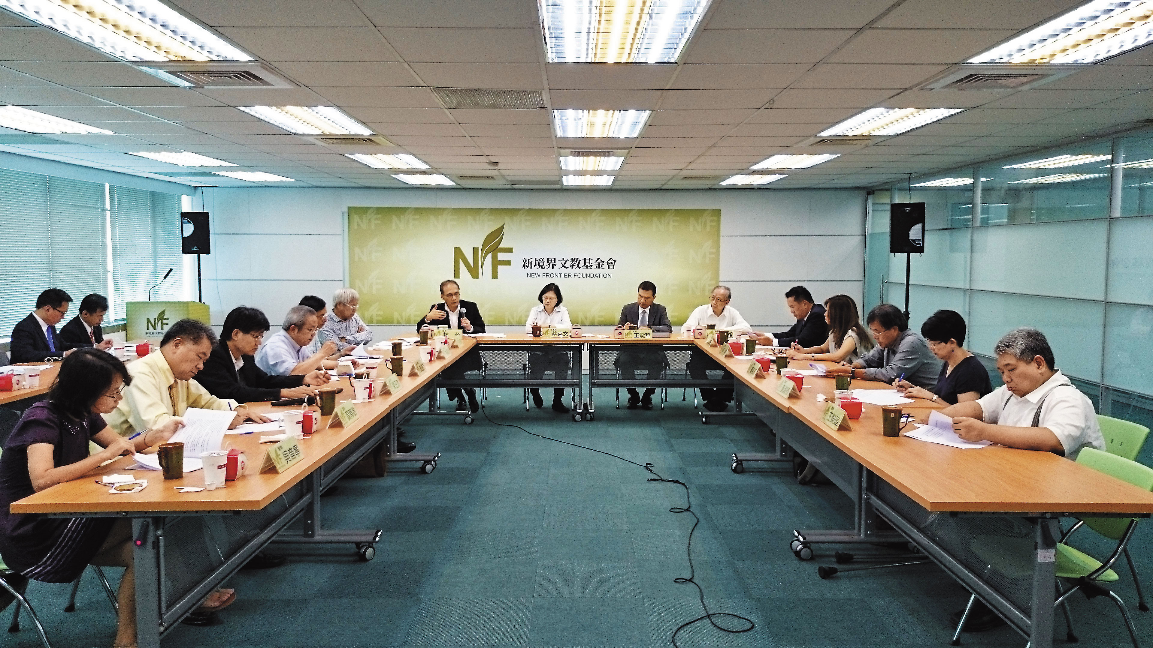 民進黨部1日傳竊案，上下口徑一致，皆稱只有金錢損失，沒有文件被偷。（翻攝自新境界文教基金會網站）