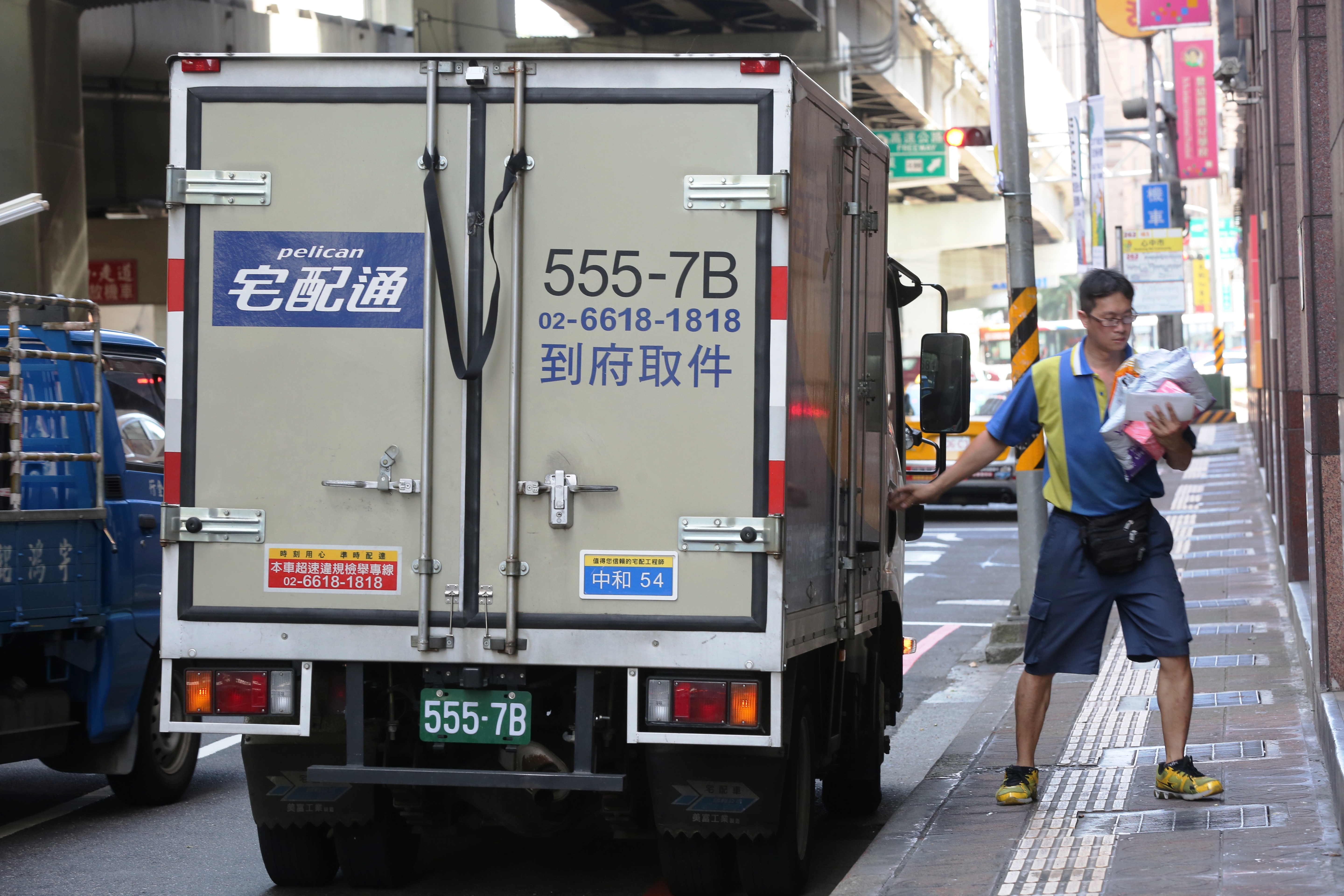 宅配通因為系統出包，導致客戶的貨件無法順利寄達。