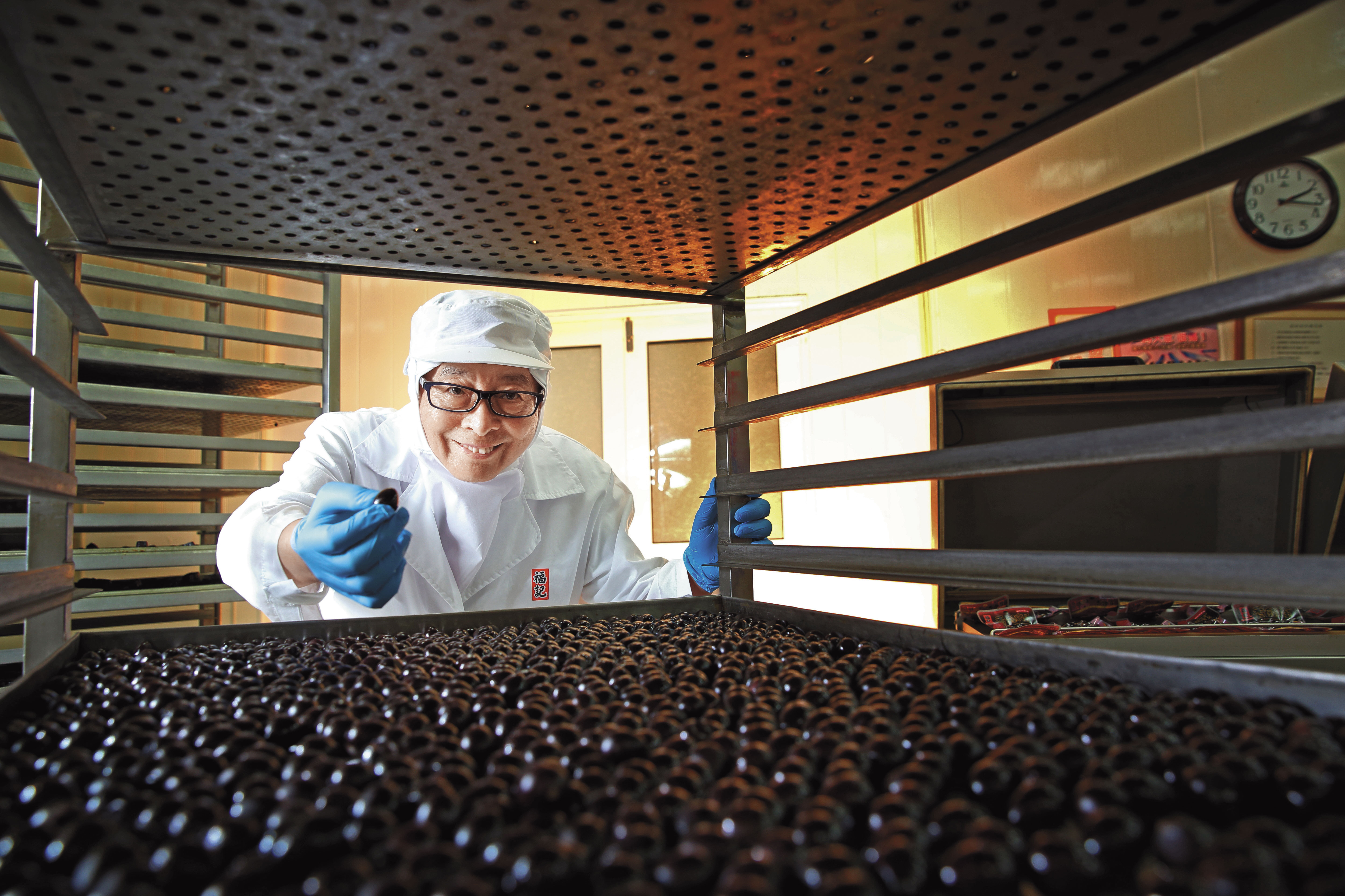 福記老闆王榮得將父祖輩留下的冷凍廠轉型，以鐵蛋重新出發，做成蛋品加工界的隱形冠軍。