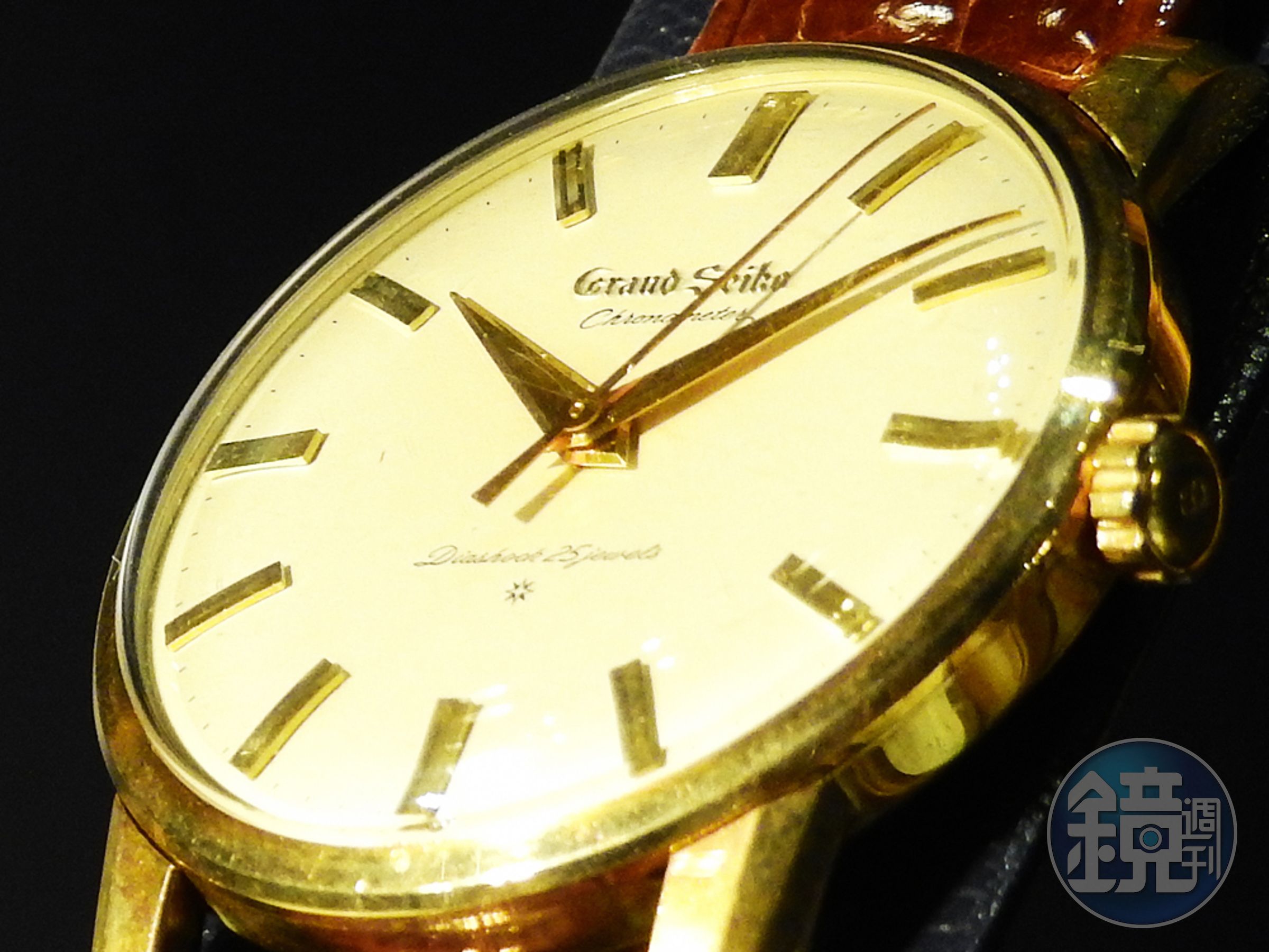 攝於SEIKO博物館的初代GS，可以看出GS一開始就是以歌德字體的GRAND SEIKO作為品牌標誌。