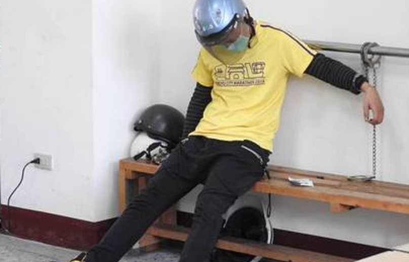 渣男縱火後PO文「天涯海角找到妳」，隨即遭警方逮捕。（警方提供）