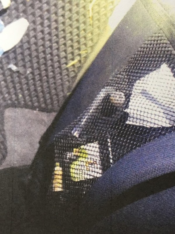 陳男因為停車問路而違規停車,招致警方盤查而被查獲吸食器。(警方提供)