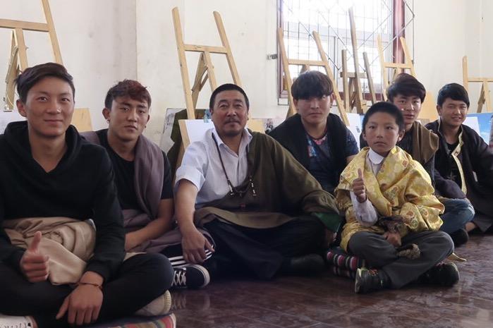 唐卡藝術及文化價值無法用金錢衡量，國畫大師張大千就曾向喇嘛學習畫唐卡的技巧。