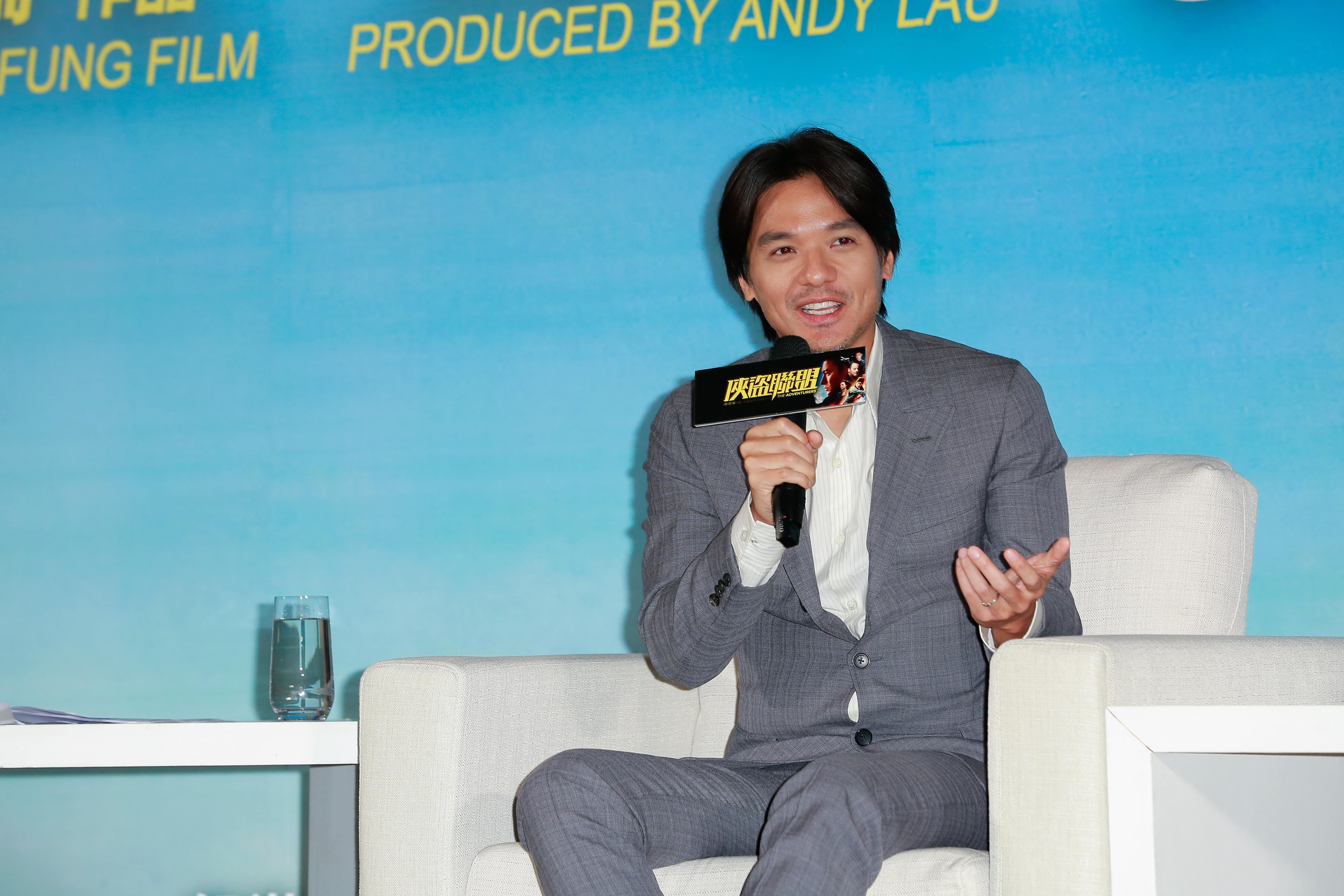 馮德倫沒看過舒淇開車，而且「也不會想坐她開的車」，雖然吐槽老婆，但可見2人很恩愛，大開舒淇玩笑也沒關係。