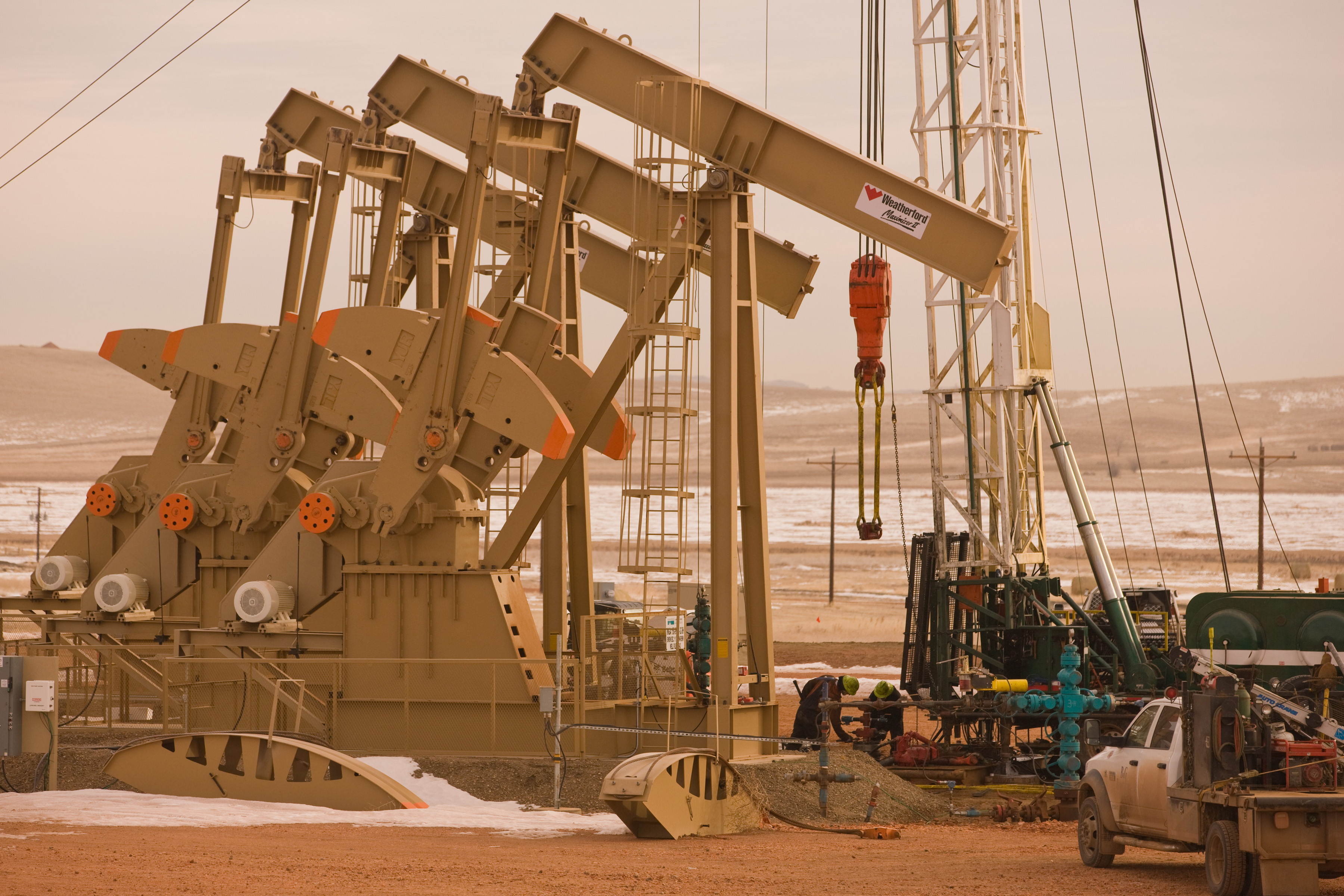 隨著原油開採效率提升，成本降低，油價表現也將大受影響。