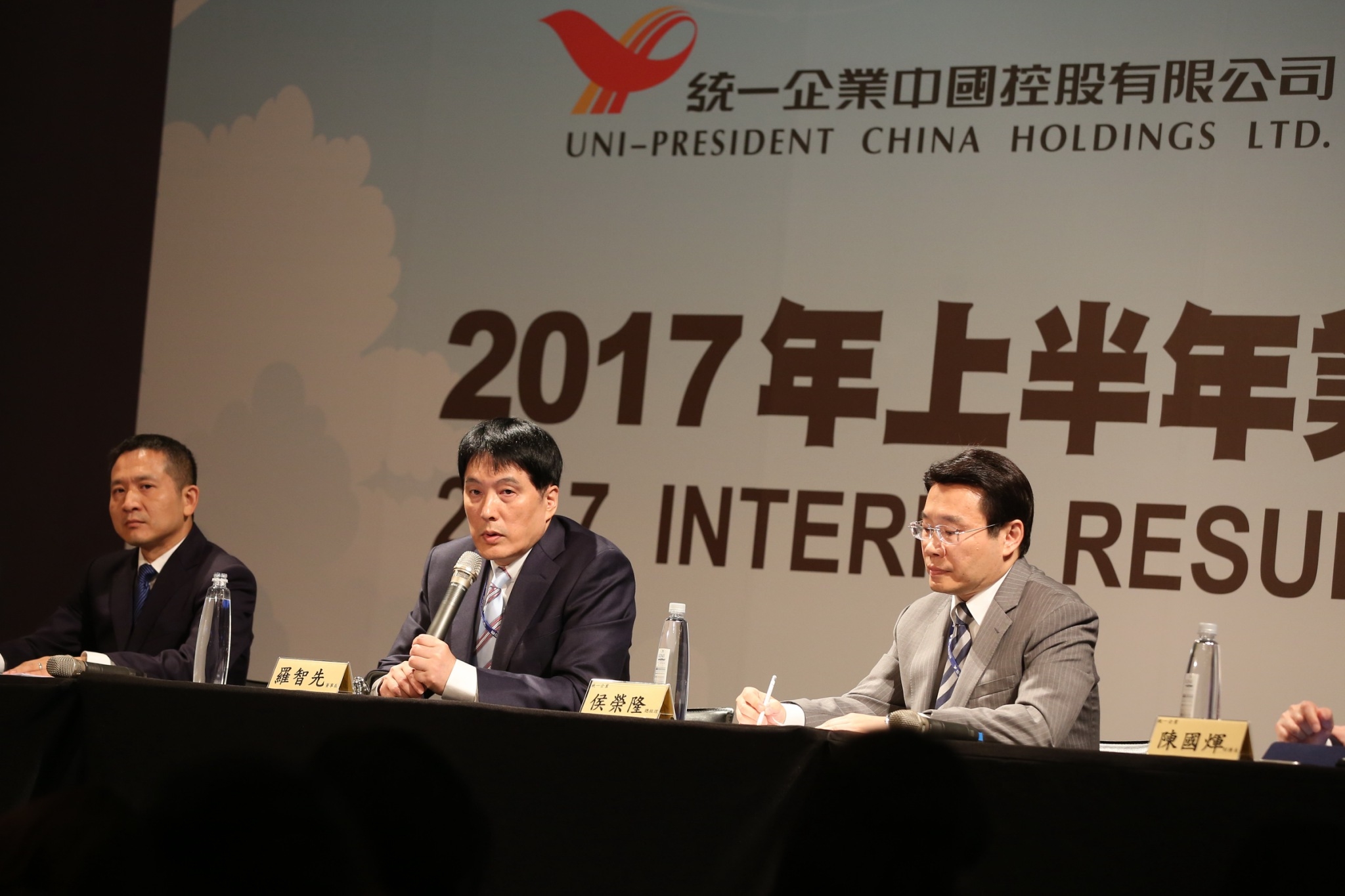 羅智先在法說會上表示，將未來產品隨著消費市環境做提升。