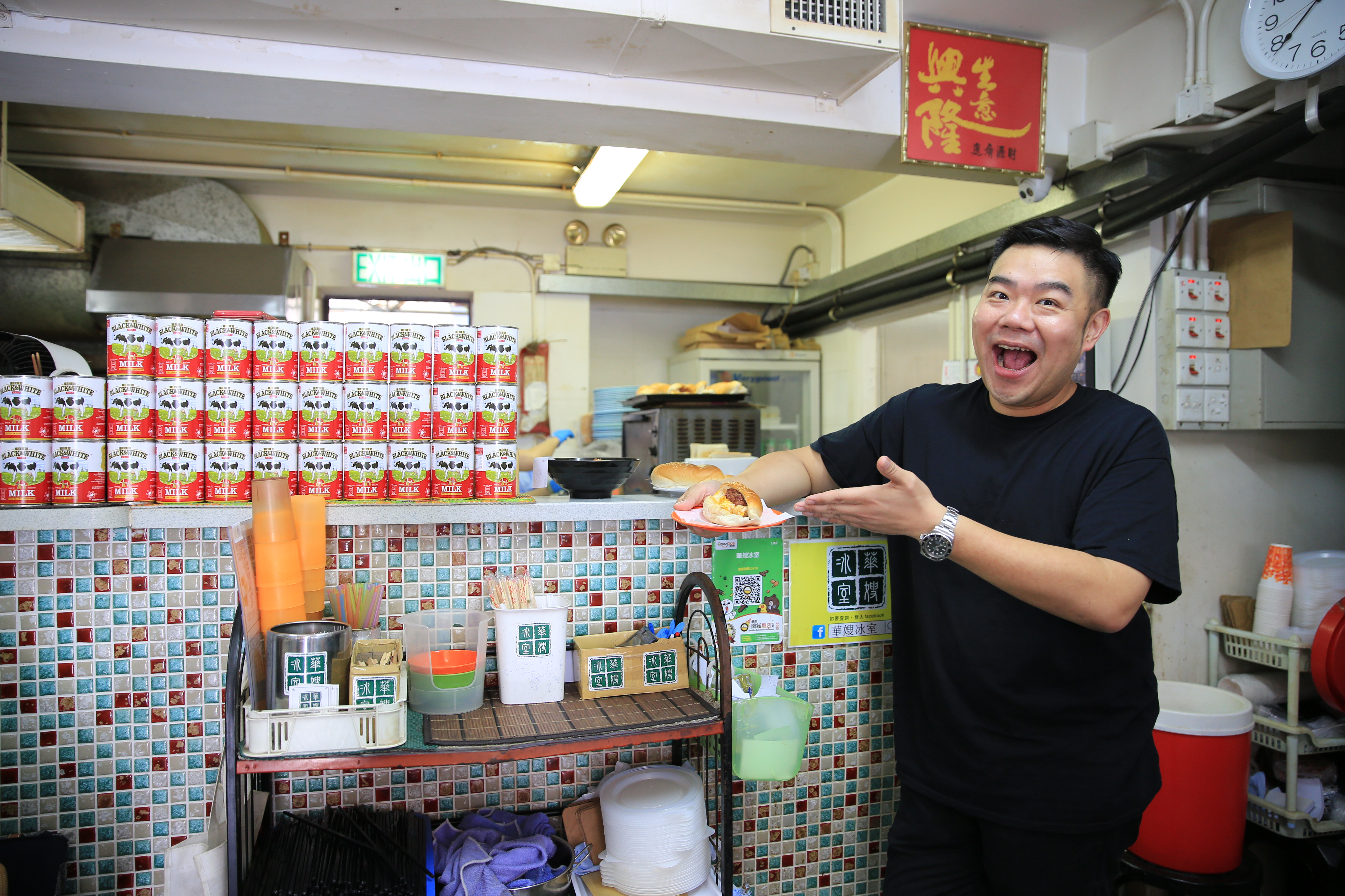 香港少年食神林澄光Michael Lam是華嫂的忠實顧客，未來還想幫她把港式冰室文化帶到亞洲各地。