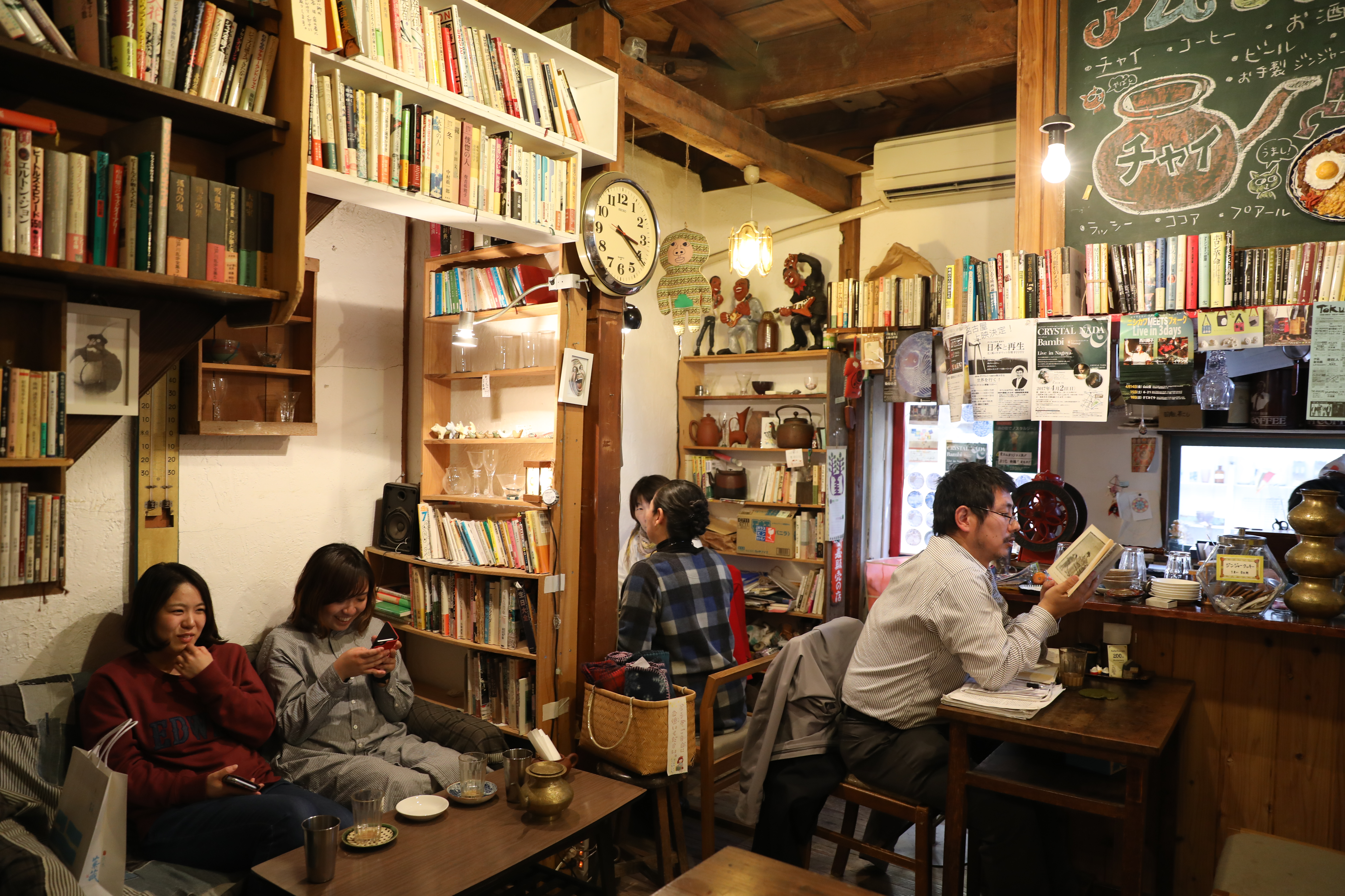 日泰寺參道旁的「覺王山公寓」，堪稱名古屋版的室內創意市集。