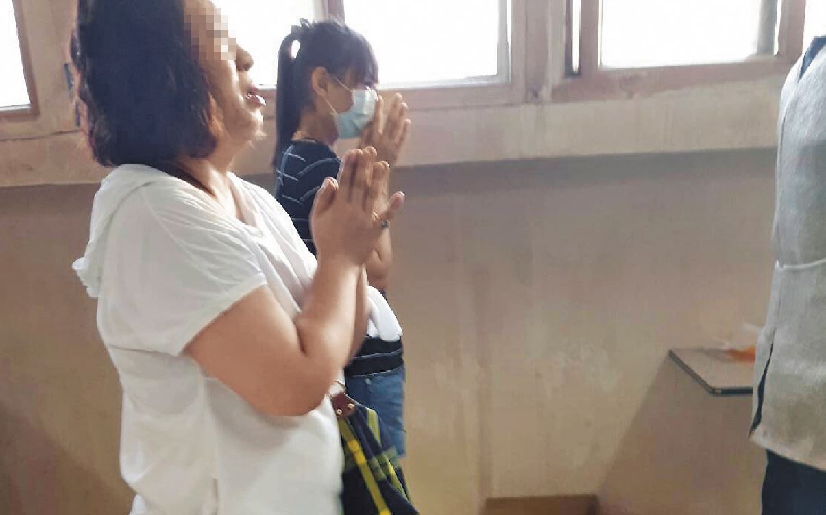 死者張順斌的妹妹，對於因自己的債務害哥哥枉死，相當懊悔。