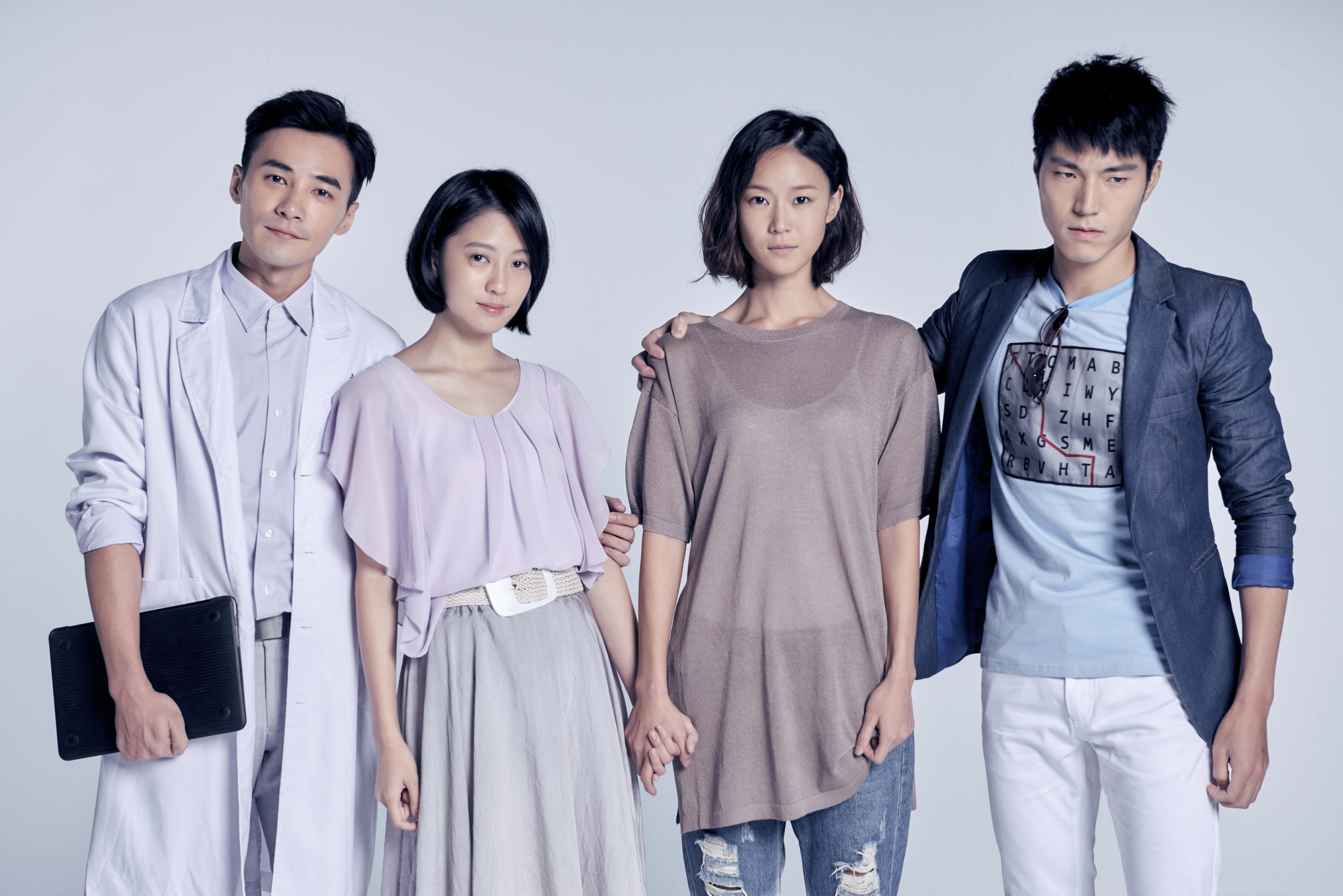 《天使薇薇》打破以往偶像劇女主角常給人的白富美印象，探討角色面對社會價值觀的不同時，所產生的心理扭曲。