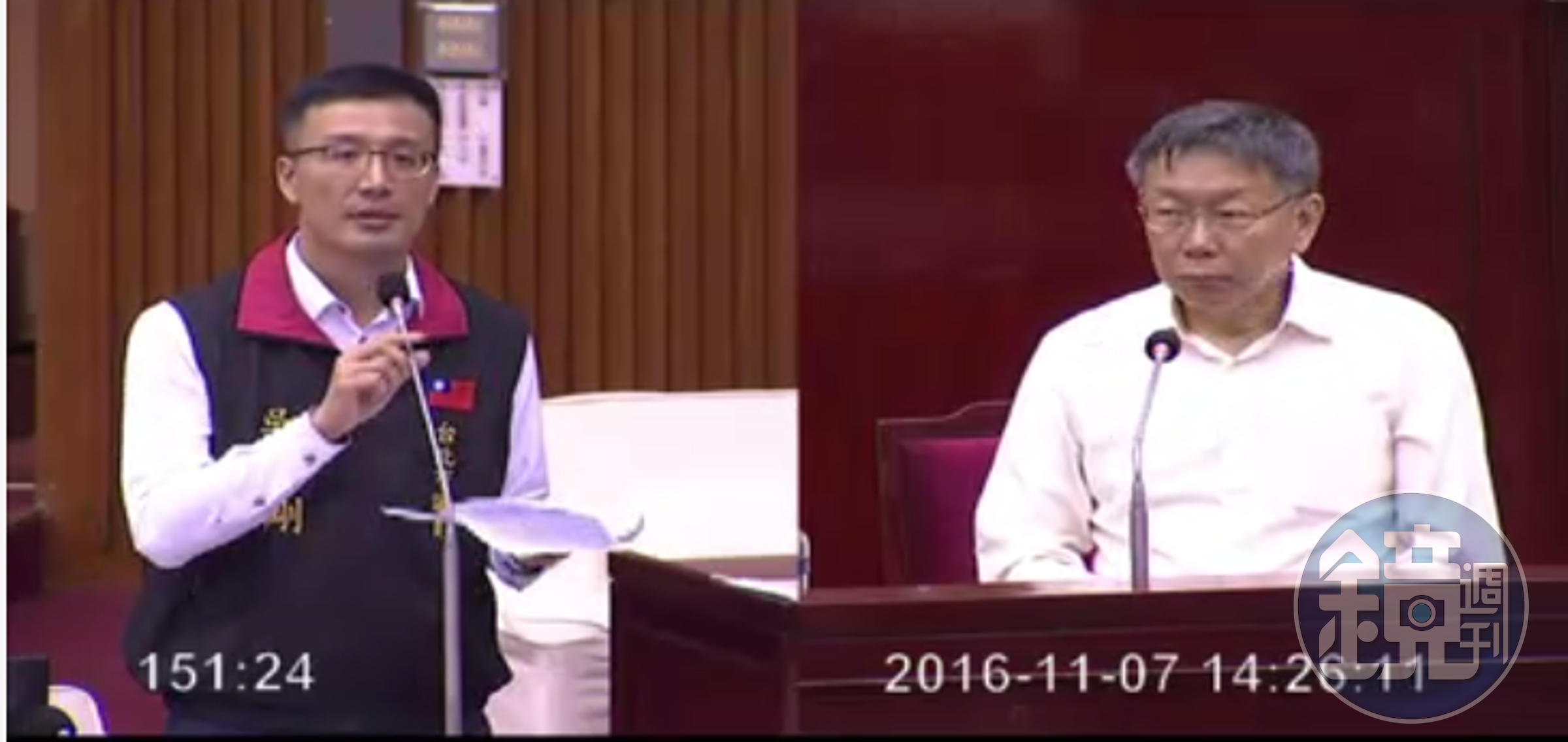 市議員吳志剛質詢市長柯文哲，市長允諾修法，但至今卻無下文。