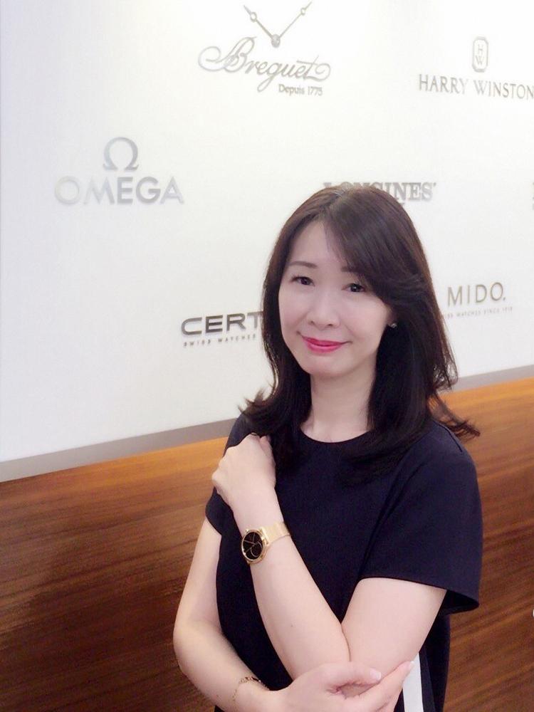 消費者僅在SWATCH Group Taiwan認可的正規通路（品牌專賣店、AD）購錶，才可享有專屬的專業售後服務及全球維修保固保證，而透過跨國網商或平行輸入商購錶，則無法保證可享有上述權益。另外於正規通路購買腕錶還可獲得獨家品牌專屬贈品、精美包裝、優質銷售服務且有機會參與各類精采有趣的品牌VIP活動。消費者只要於官方正規通路購買腕錶並持官方授權的有效保固卡，上述全球維修售後服務會立刻生效。同樣的，在台灣購買腕錶的消費者即使在海外，也可享受全球維修售後服務，而這項服務相信對於出國留學或是長期派駐海外的國人特別受用。