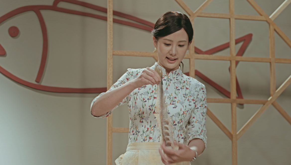 私下很隨性的安心亞，常被媽媽說不夠端莊。