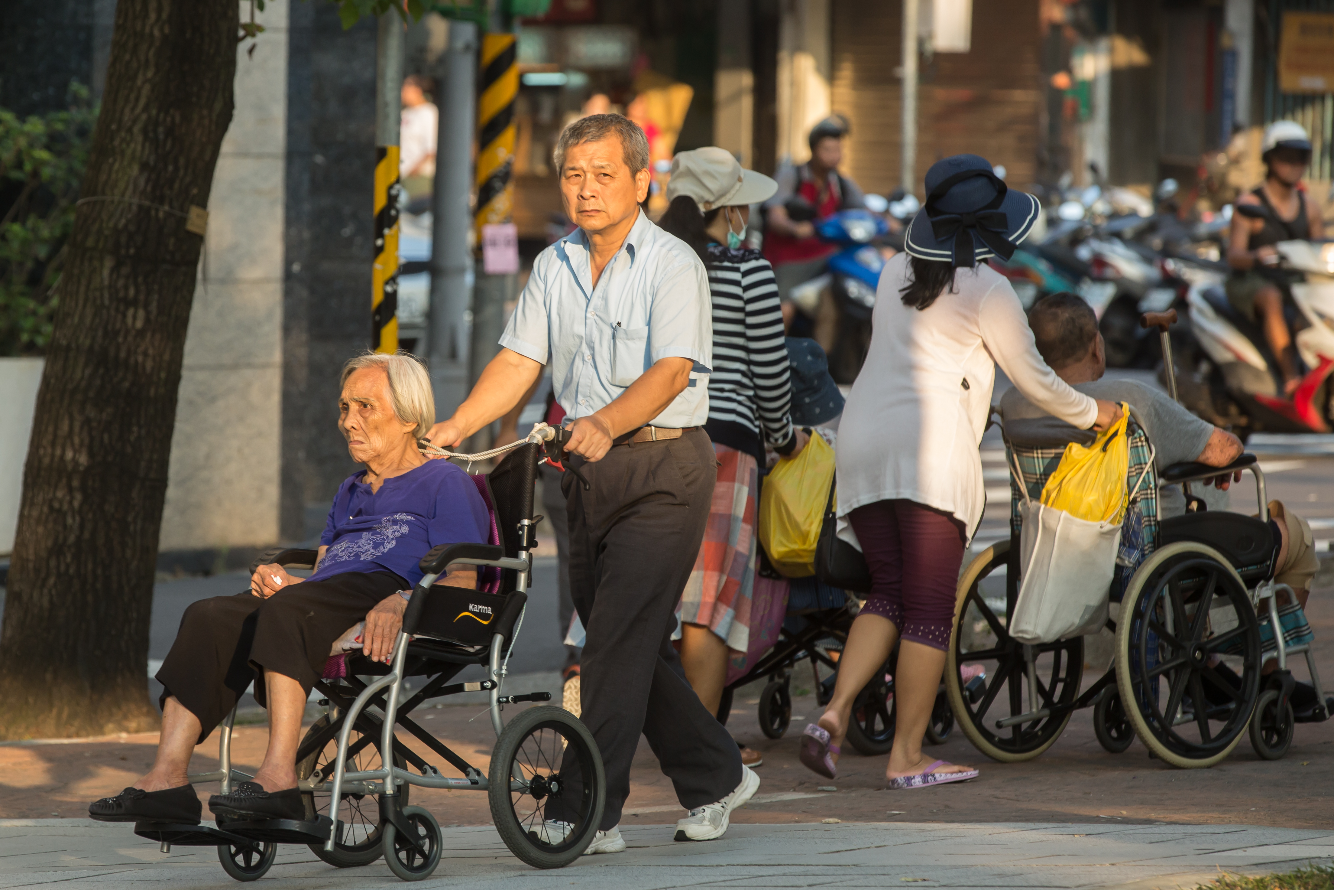 國保納保對象只要有繳保費,都可以在年滿65歲時請領老年年金。